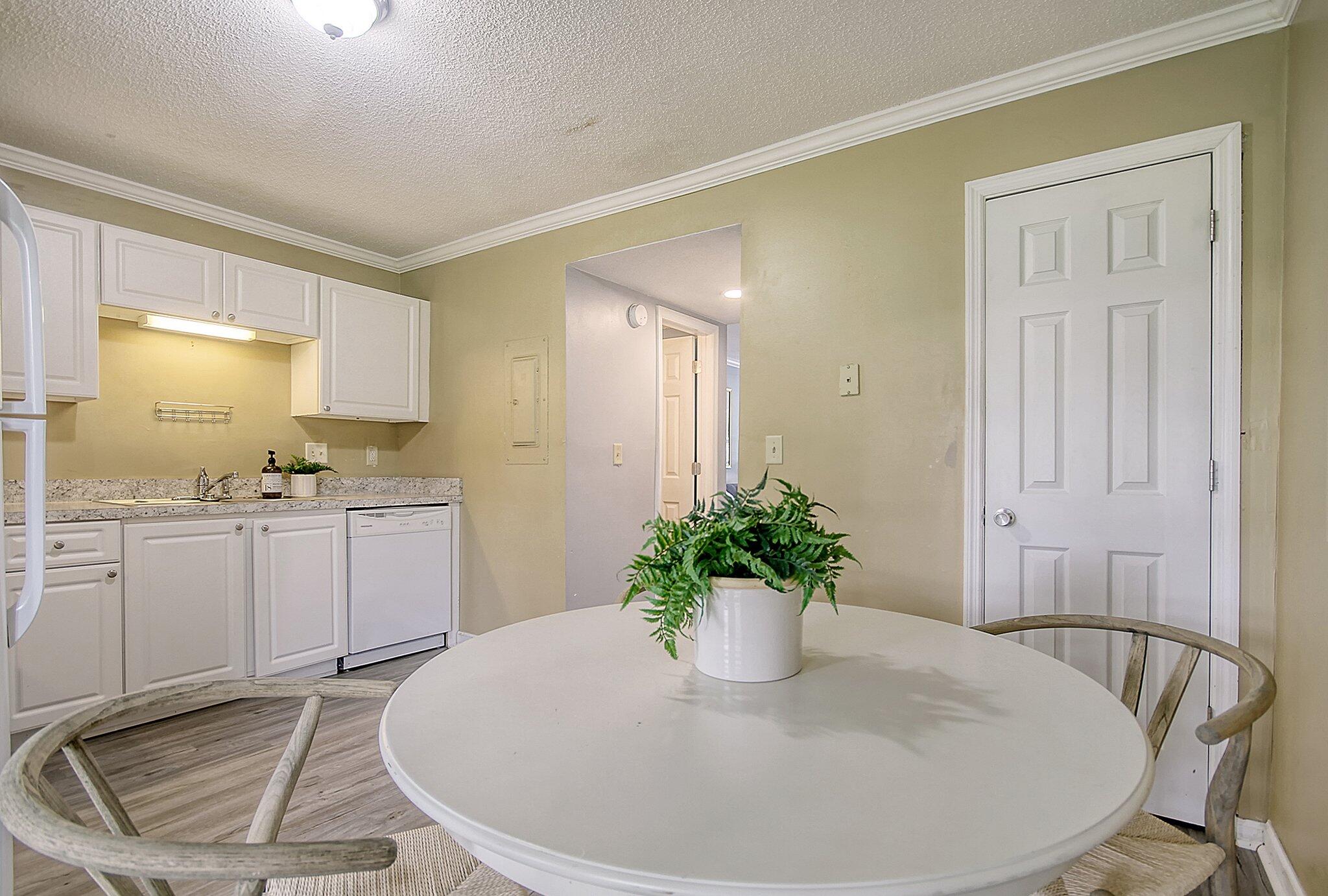 1721 Boone Hall Drive # 1 Unit: J-1