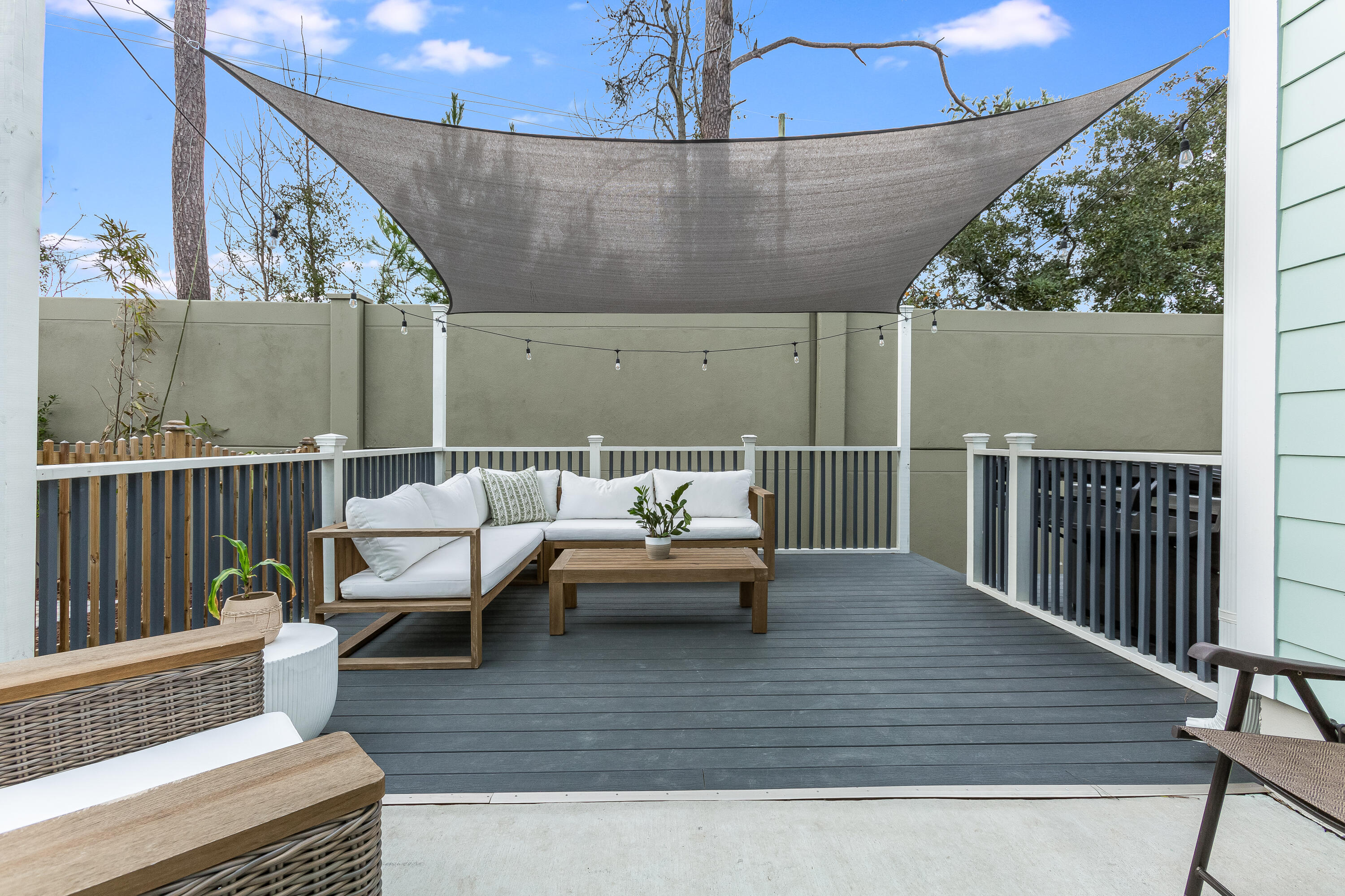 141 Low Tide Court