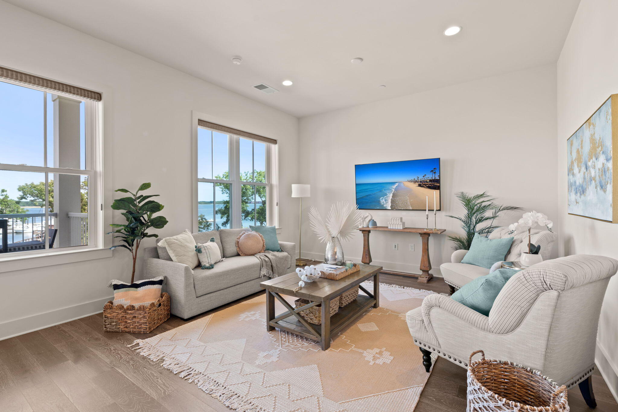 600 Waterman Street # 732