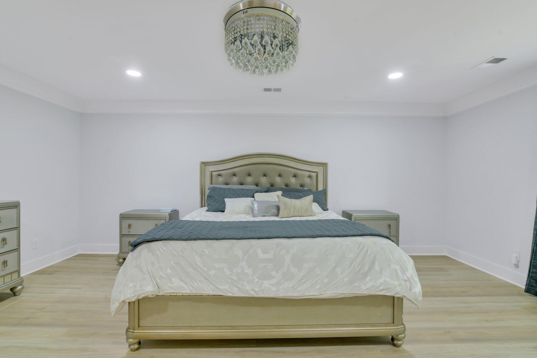 104 N Gateshead Xing