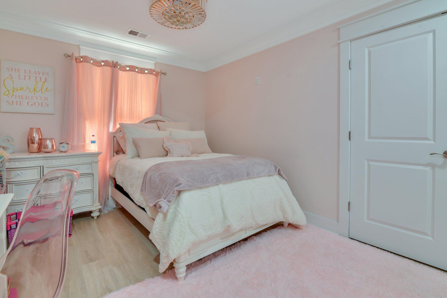 104 N Gateshead Xing