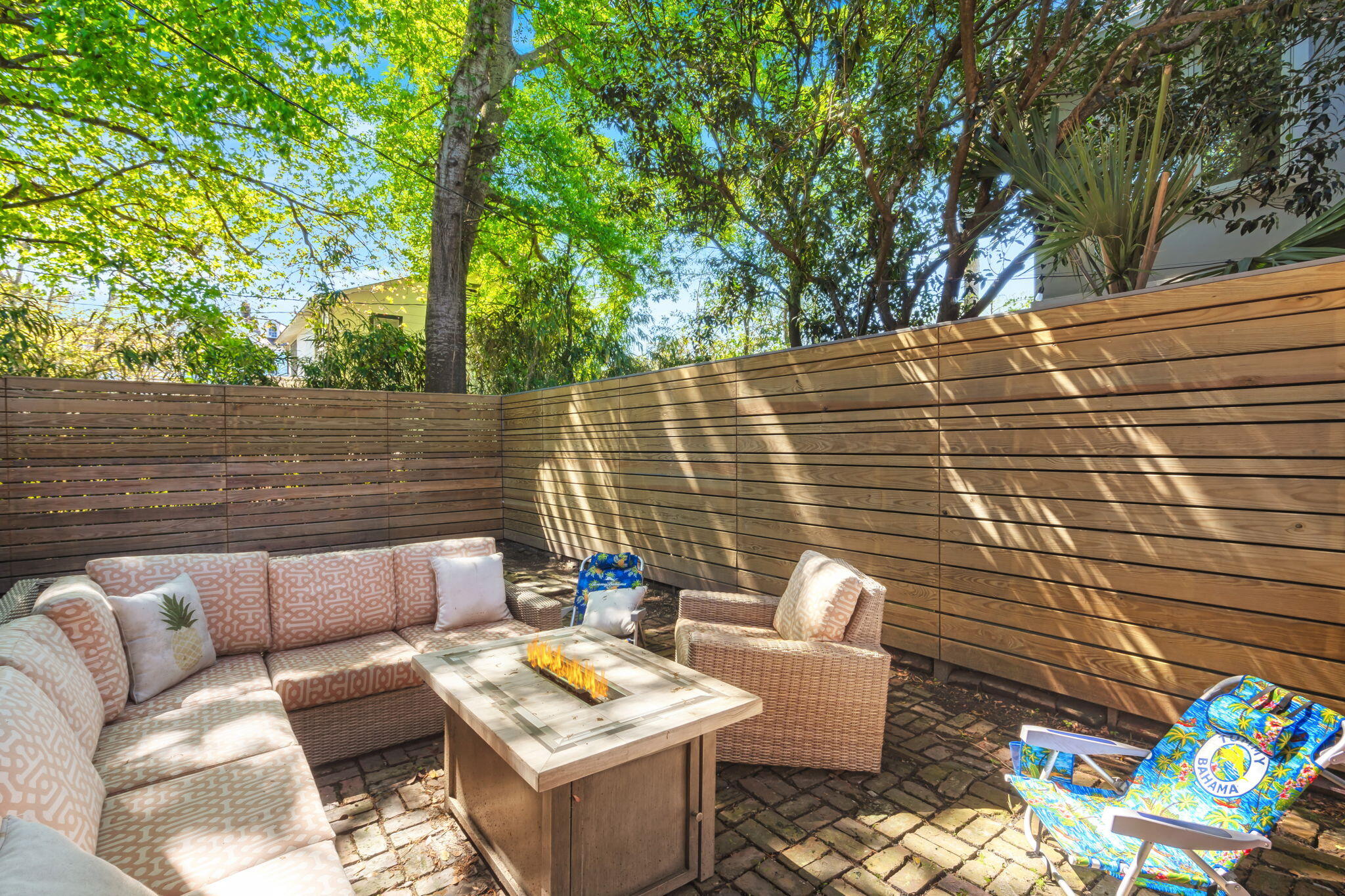 5 Bennett 5 1/2 Street