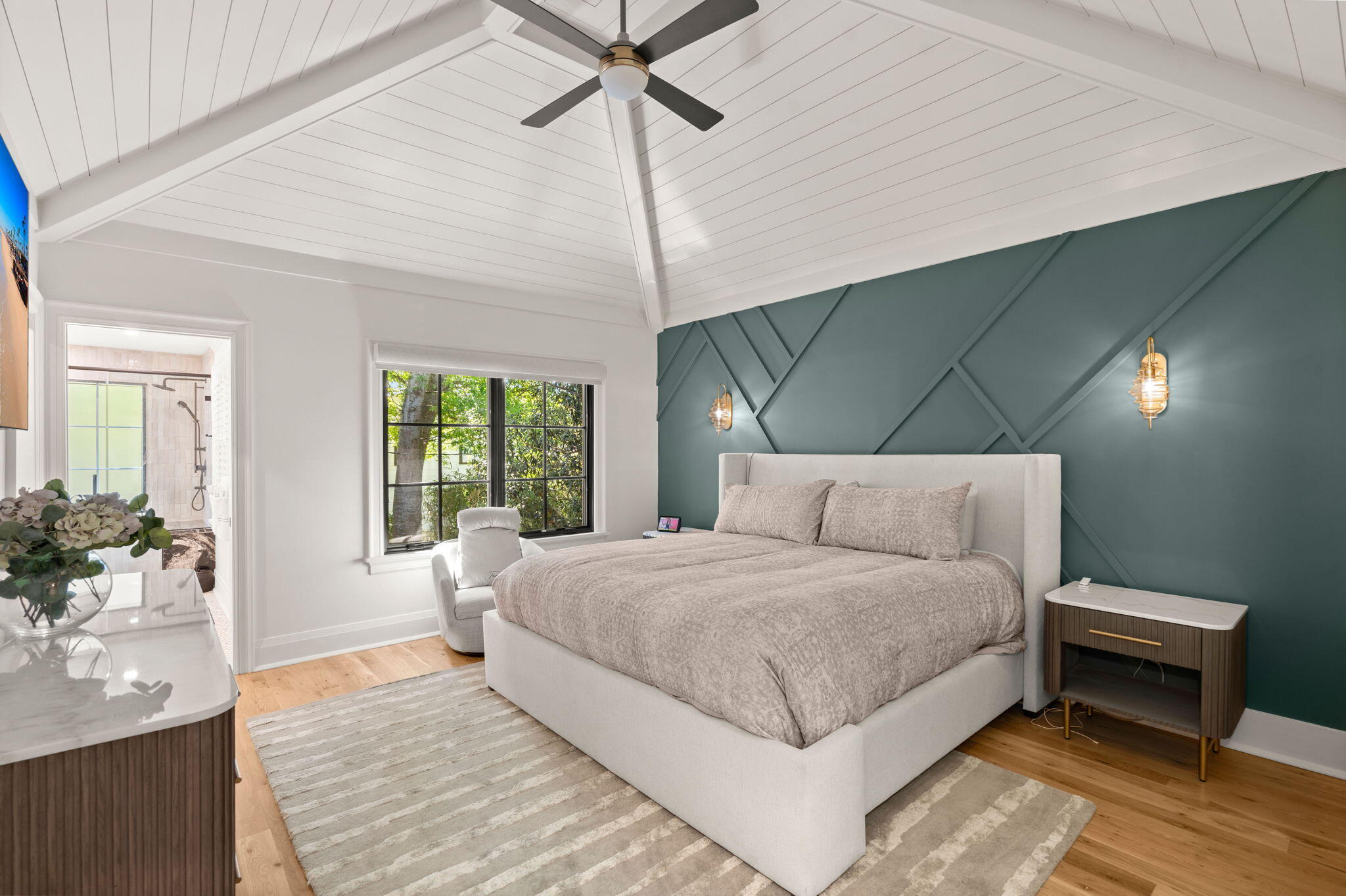 5 Bennett 5 1/2 Street