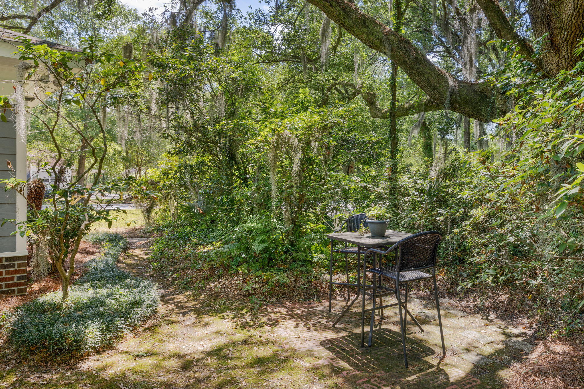 303 Wappoo Road