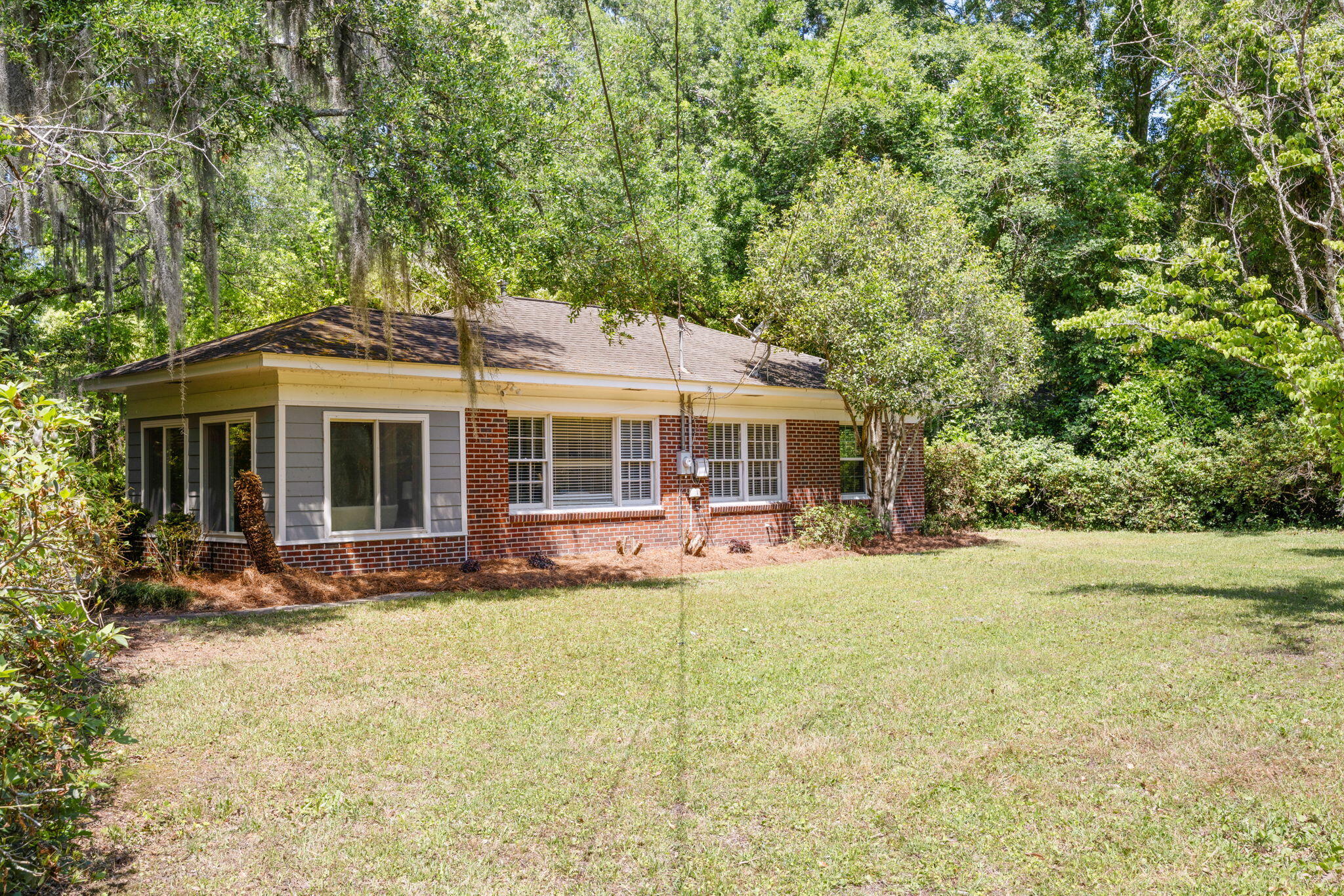 303 Wappoo Road