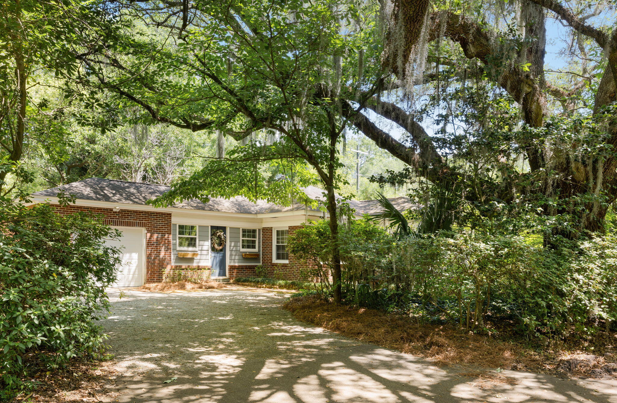 303 Wappoo Road