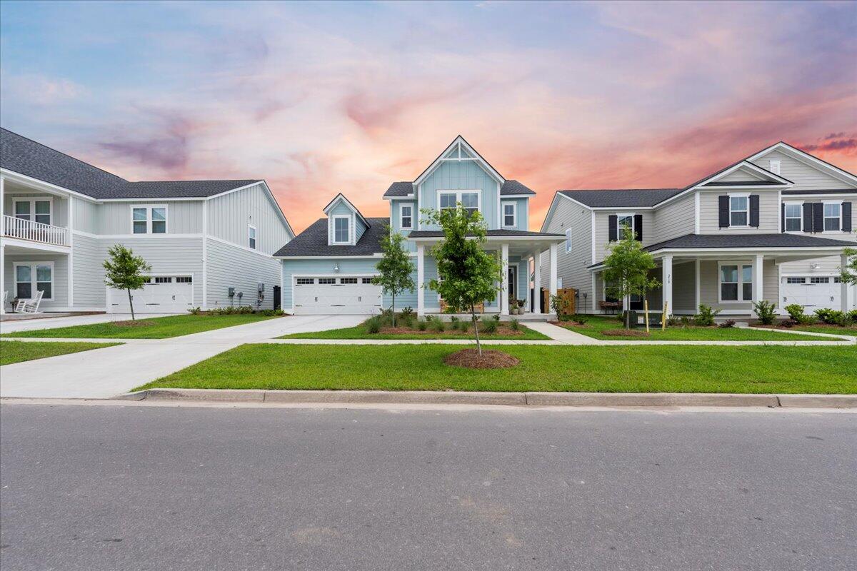212 Ashworth Drive