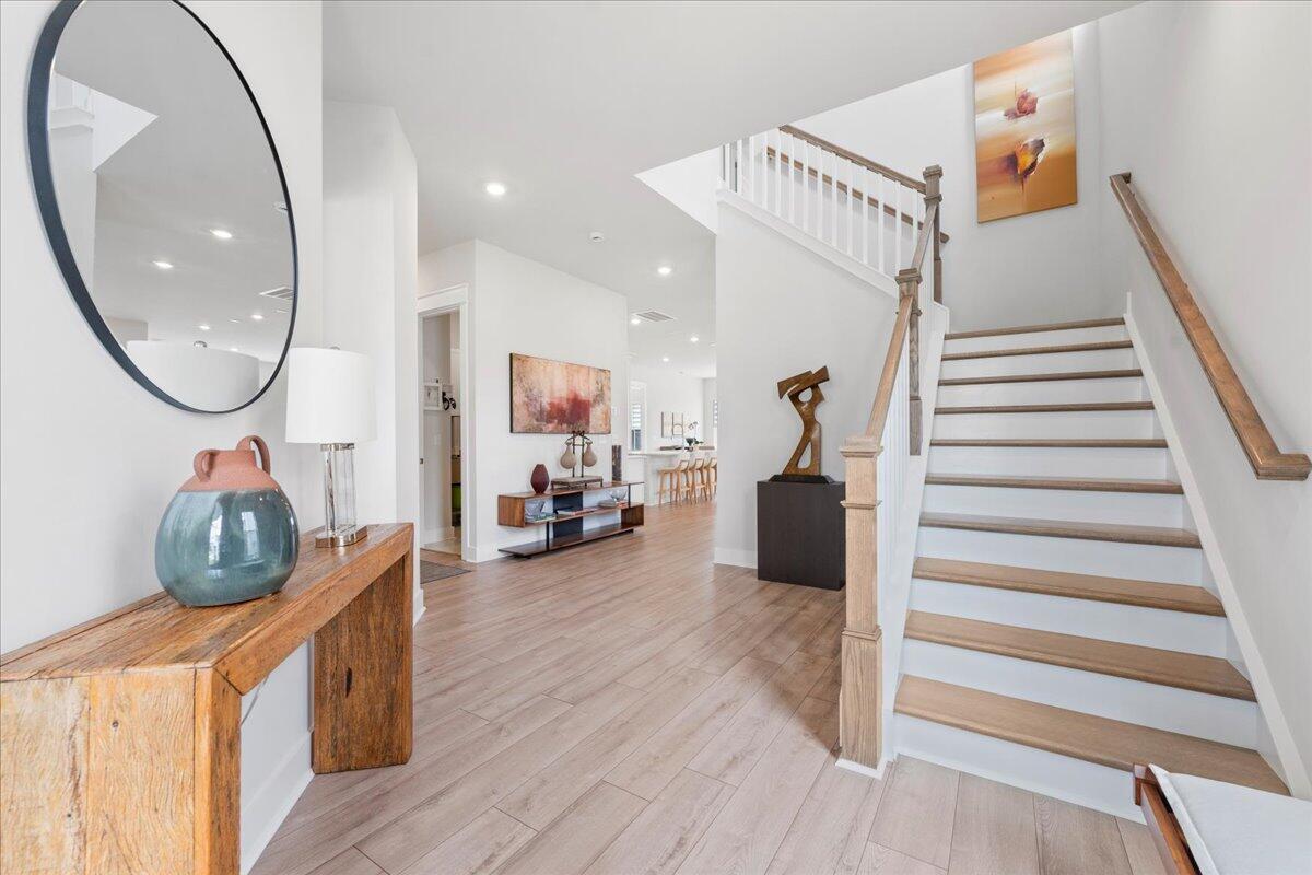 212 Ashworth Drive
