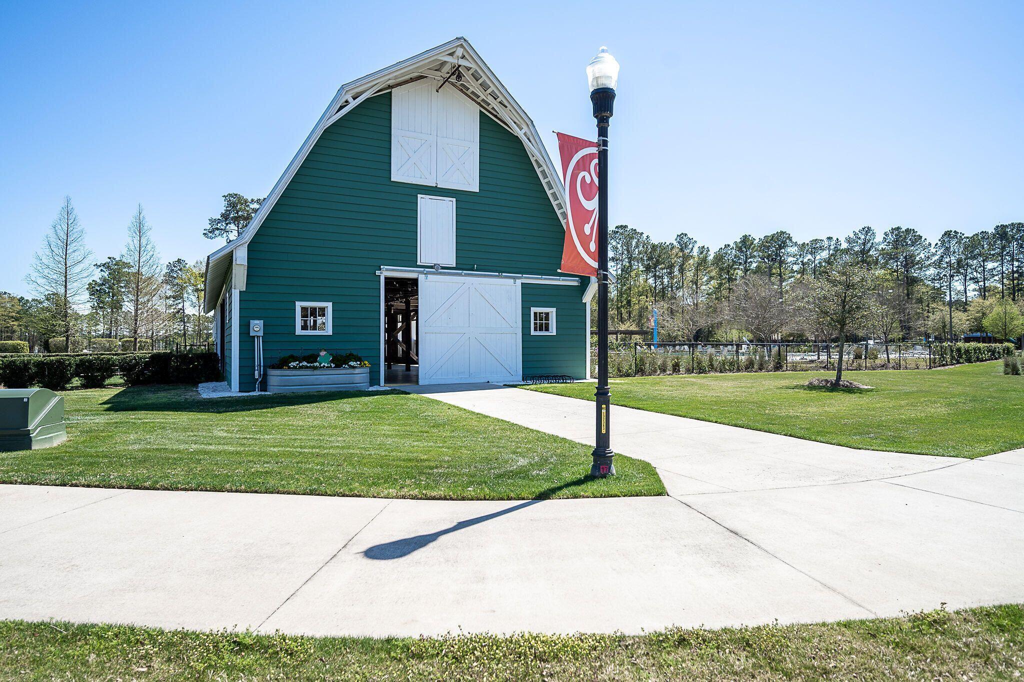 212 Ashworth Drive
