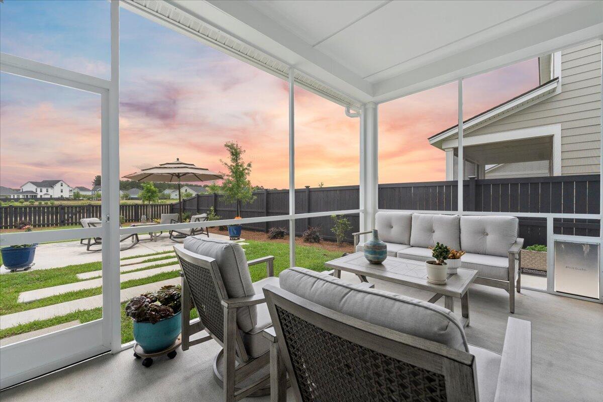 212 Ashworth Drive