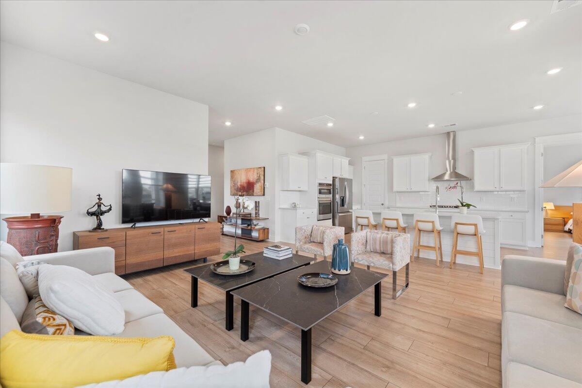 212 Ashworth Drive
