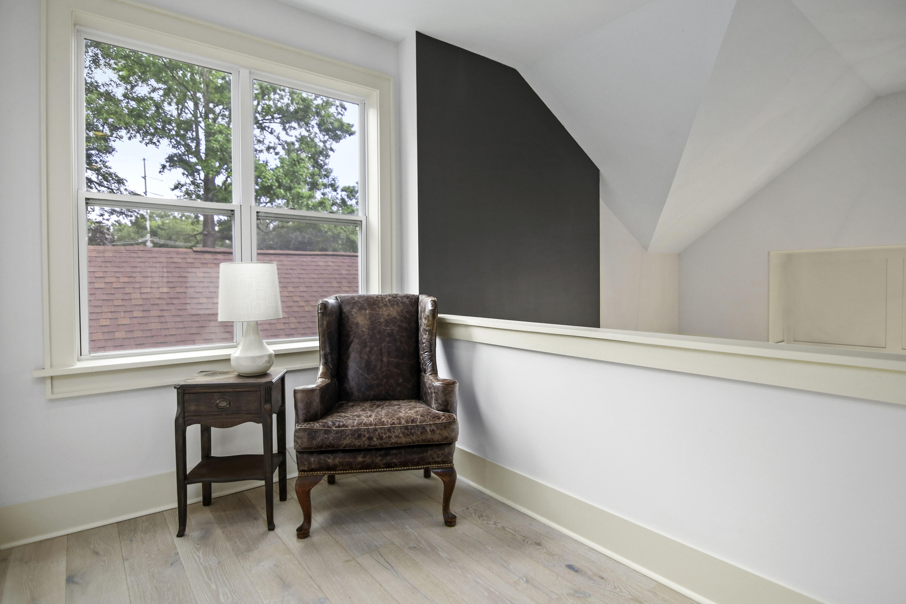 1506 Village Square