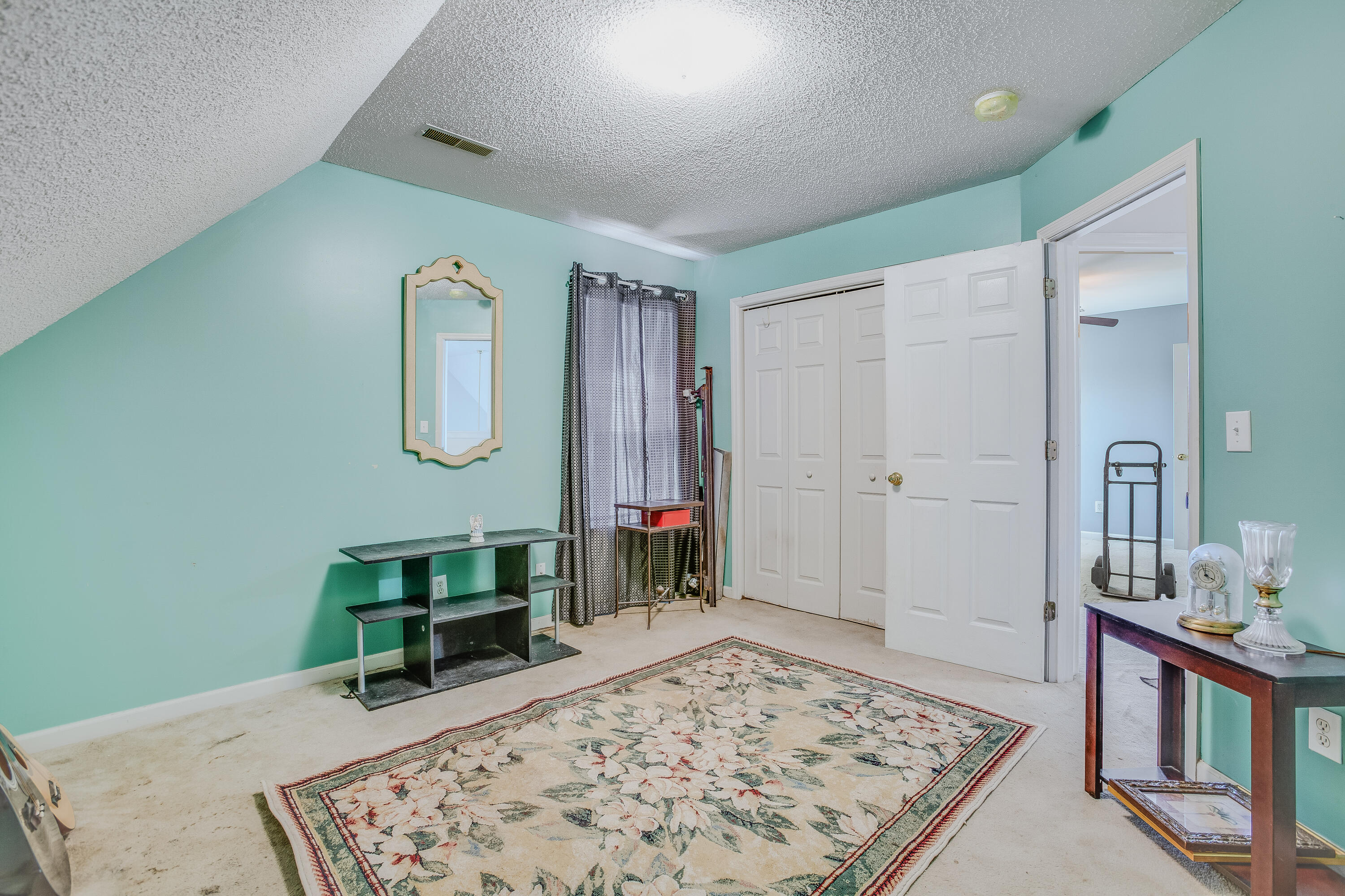 1406 Blue Pine Drive