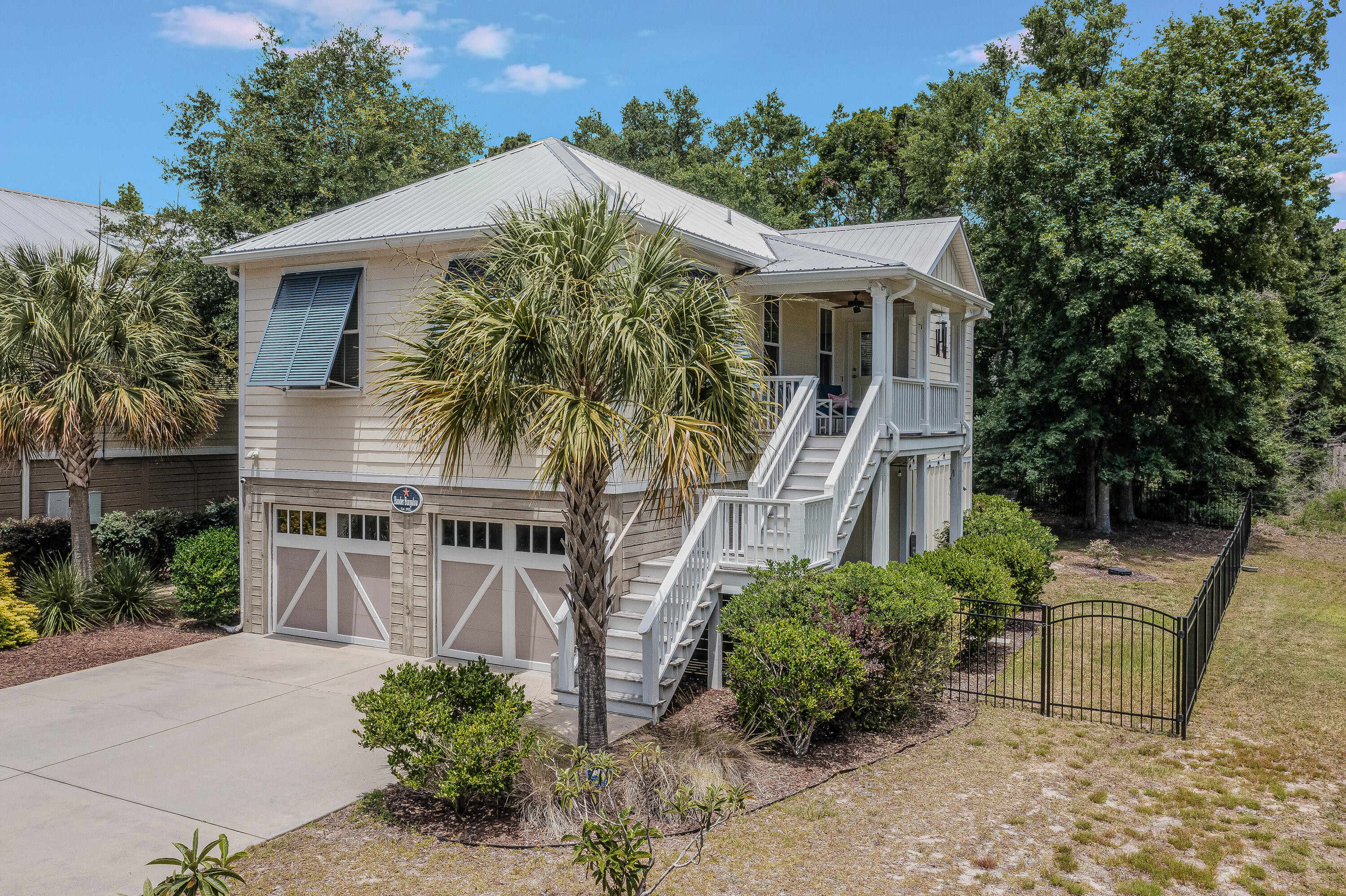 156 Harbourreef Drive