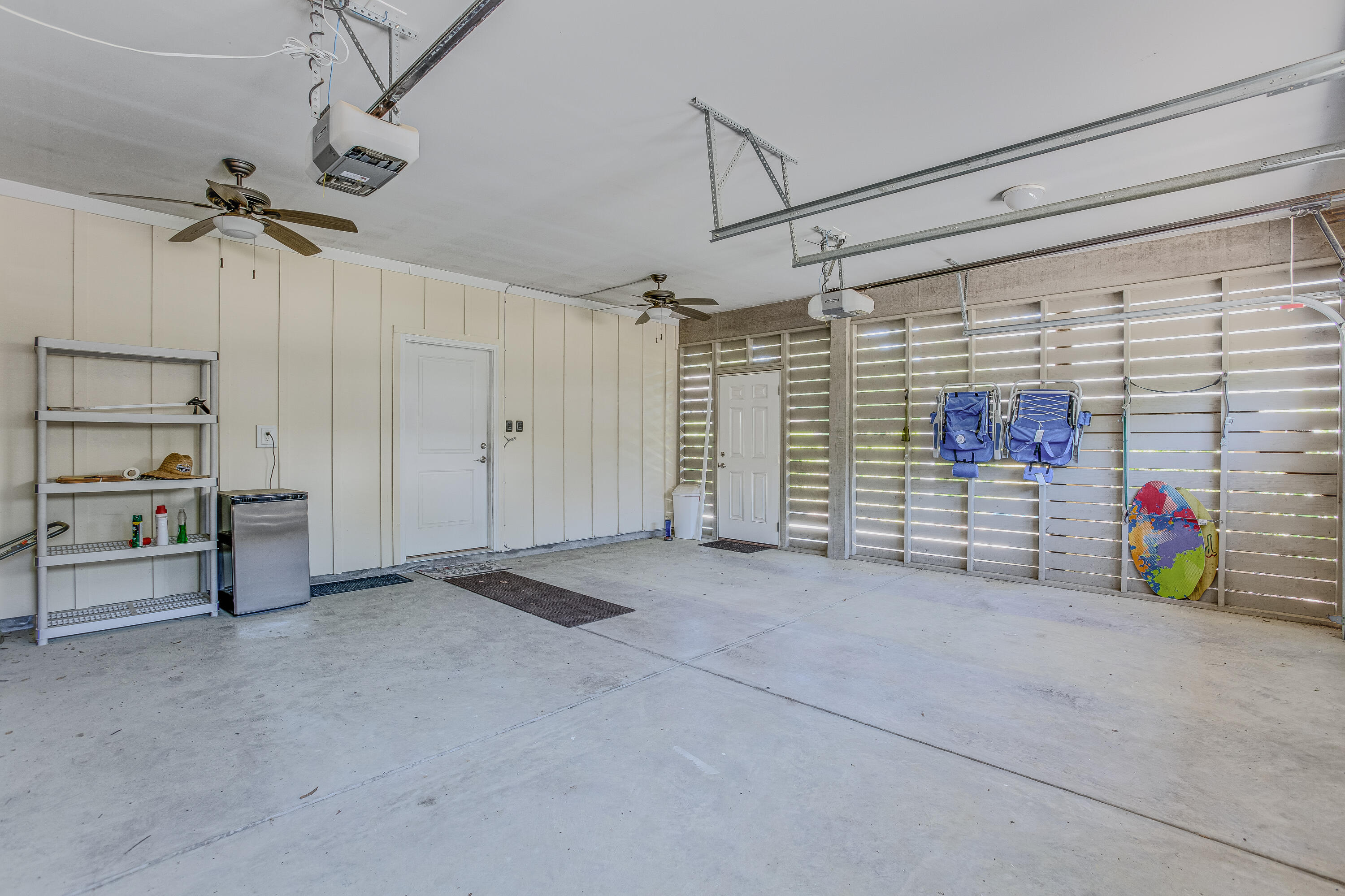156 Harbourreef Drive