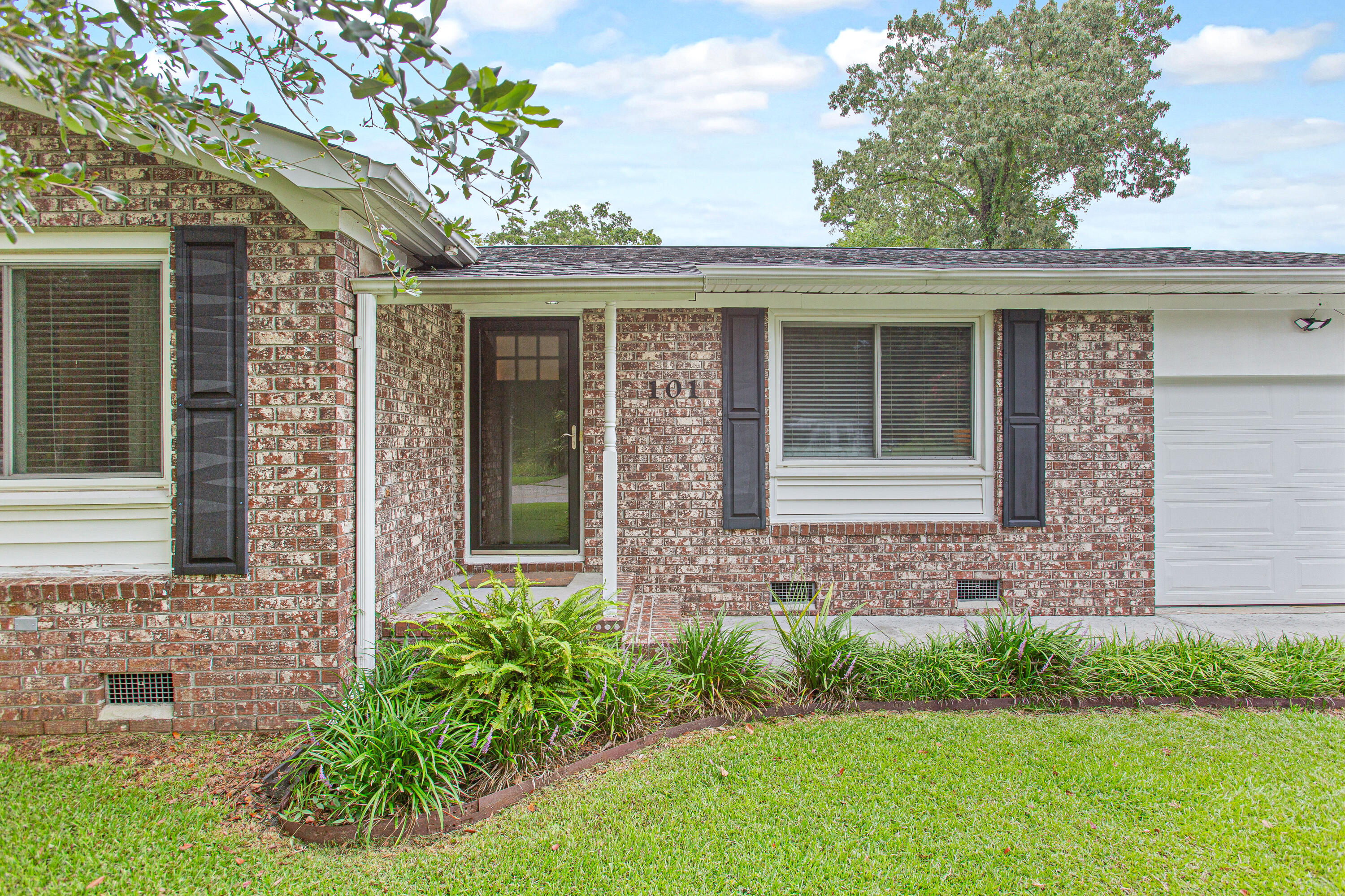 101 Van Buren Avenue