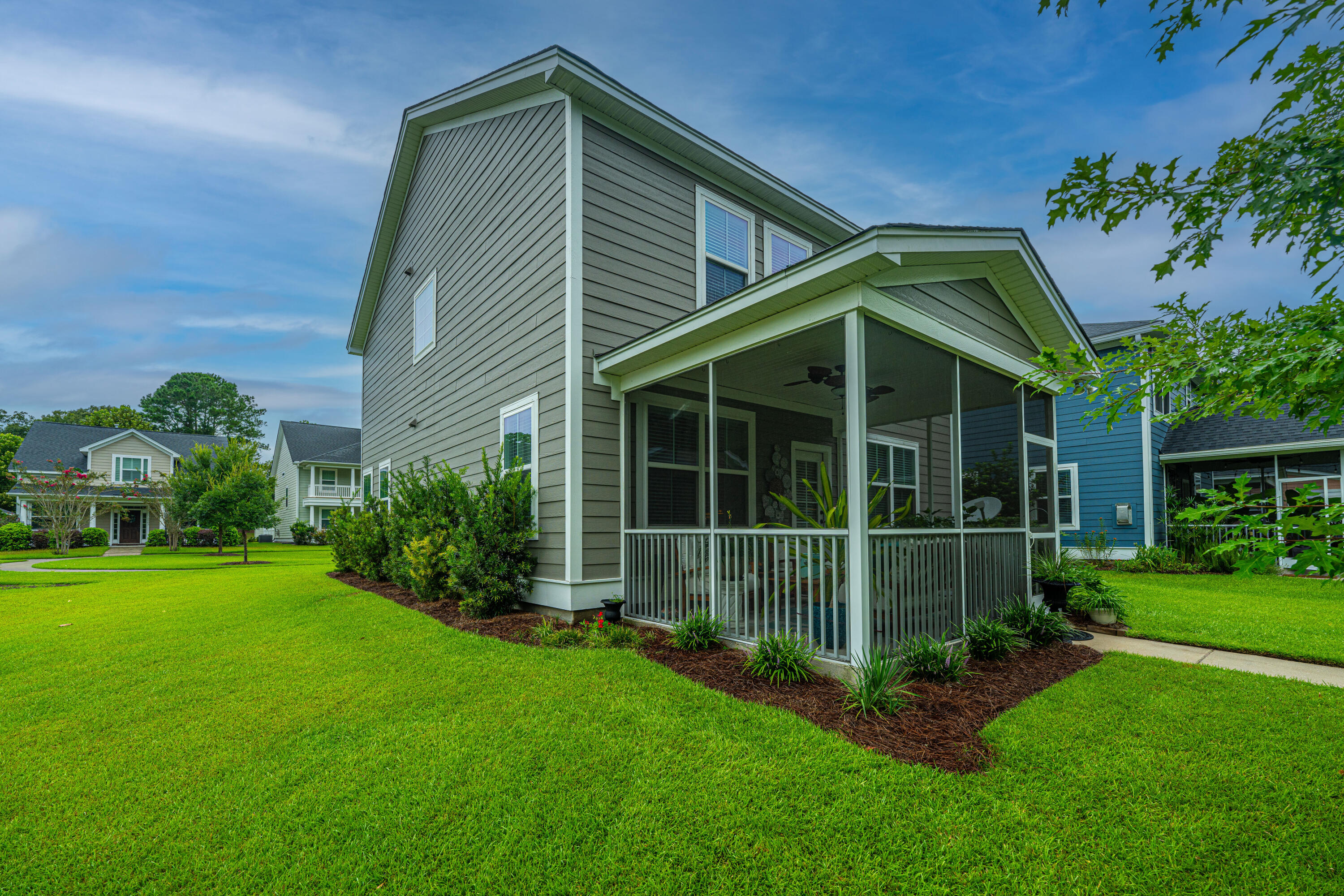 2945 Swamp Sparrow Circle