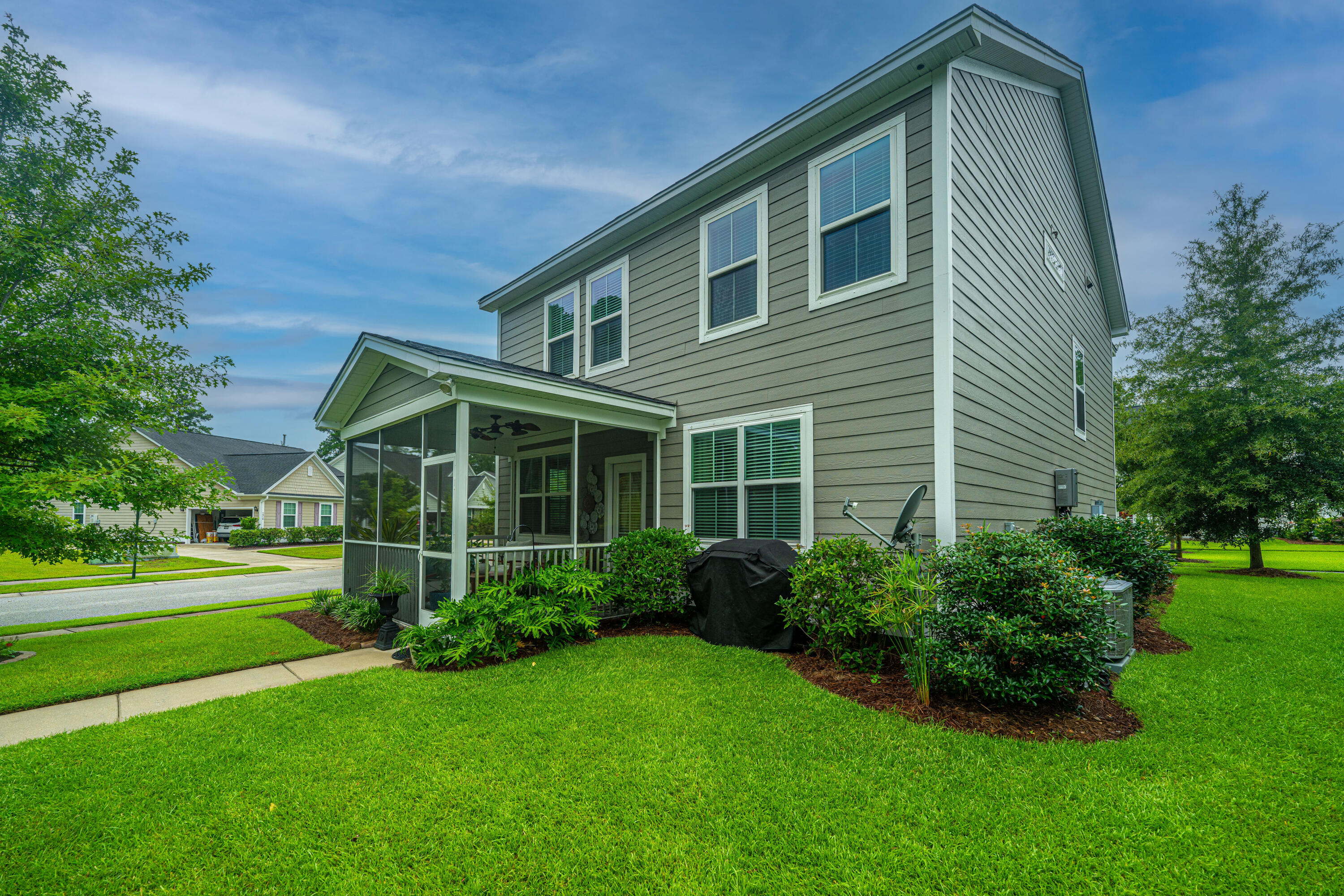 2945 Swamp Sparrow Circle