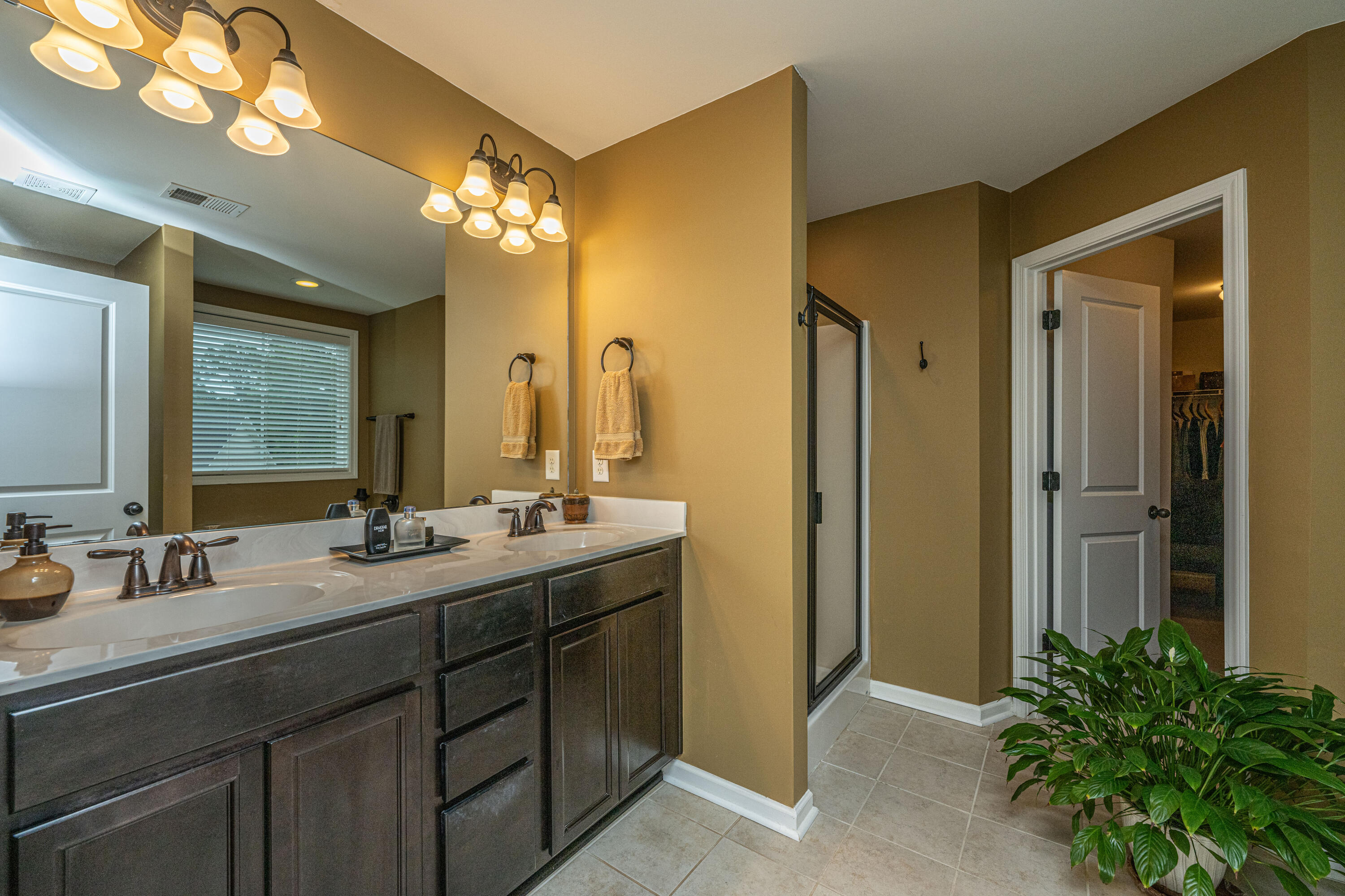 2945 Swamp Sparrow Circle