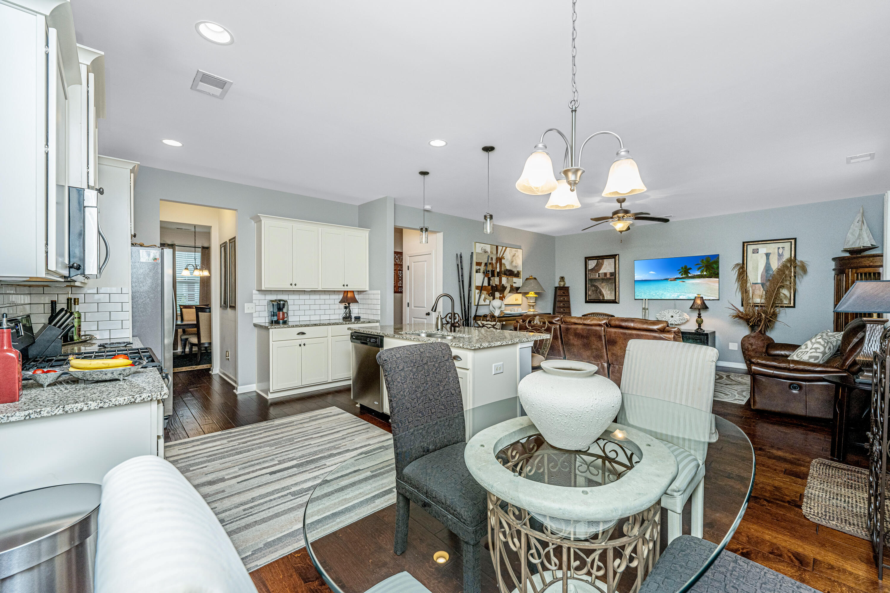 2945 Swamp Sparrow Circle