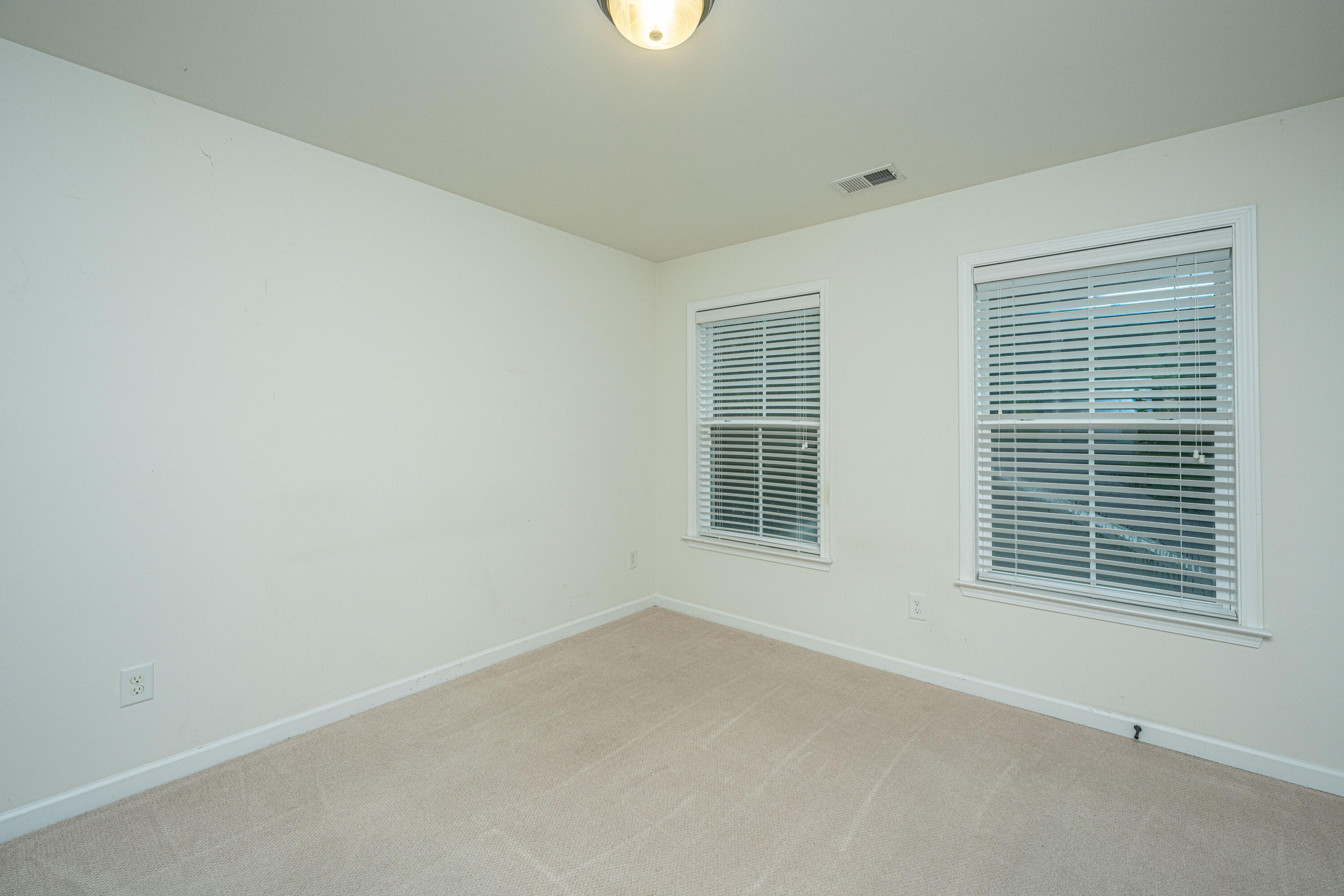 2945 Swamp Sparrow Circle