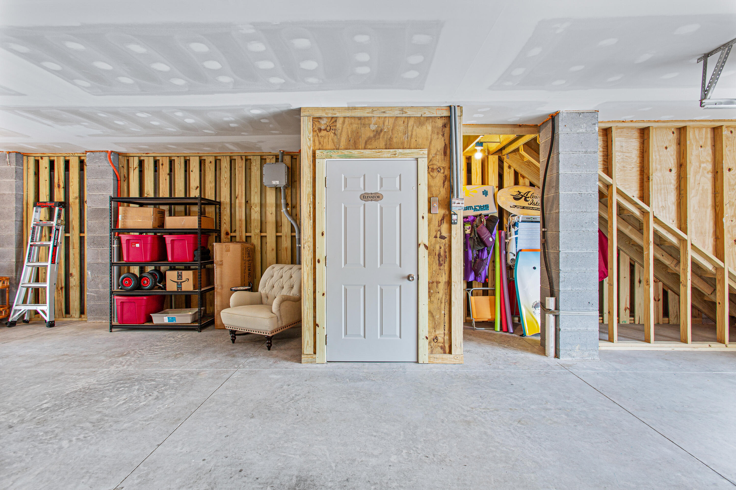 804 Kings Oak Court # 5