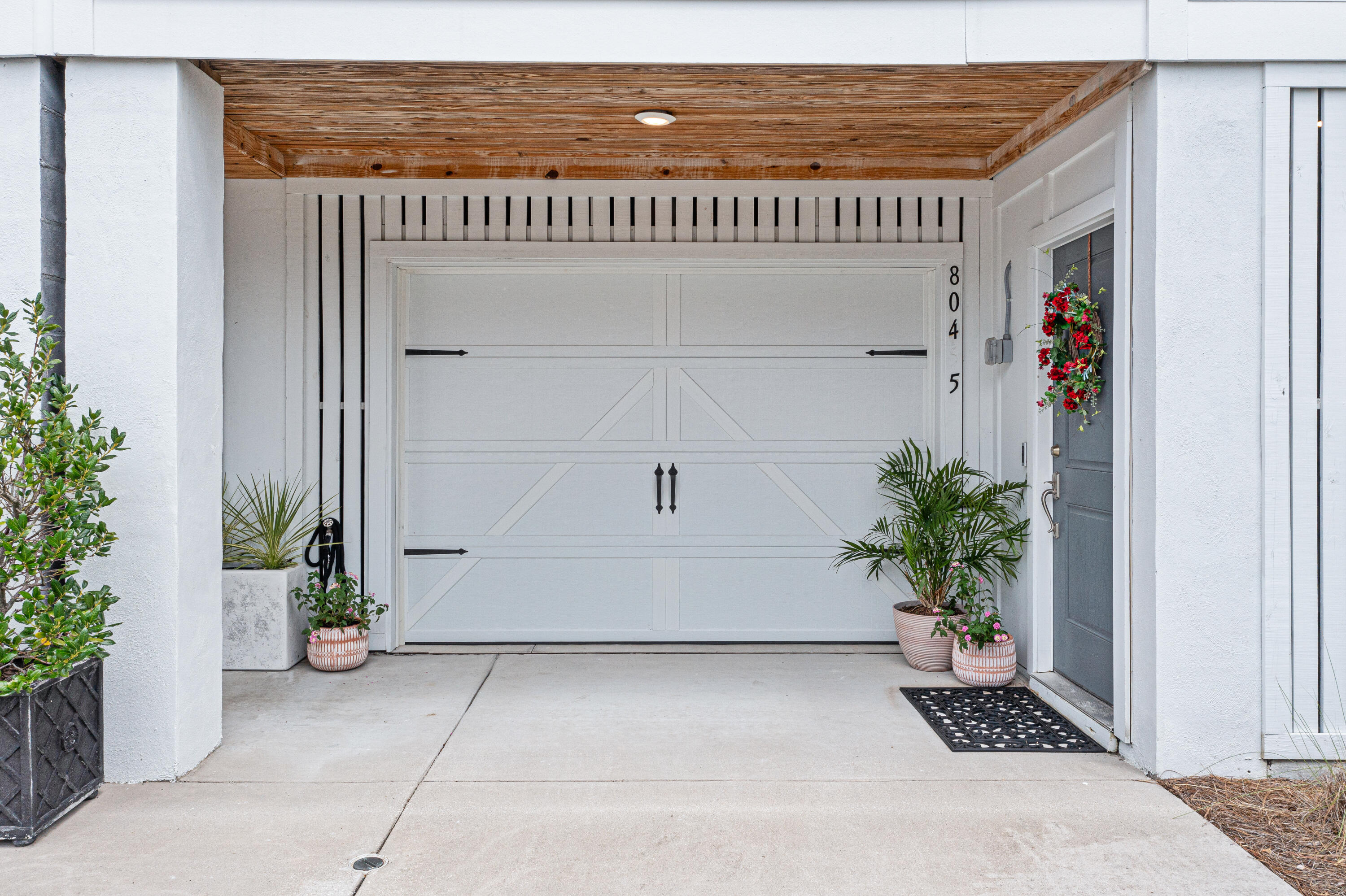 804 Kings Oak Court # 5