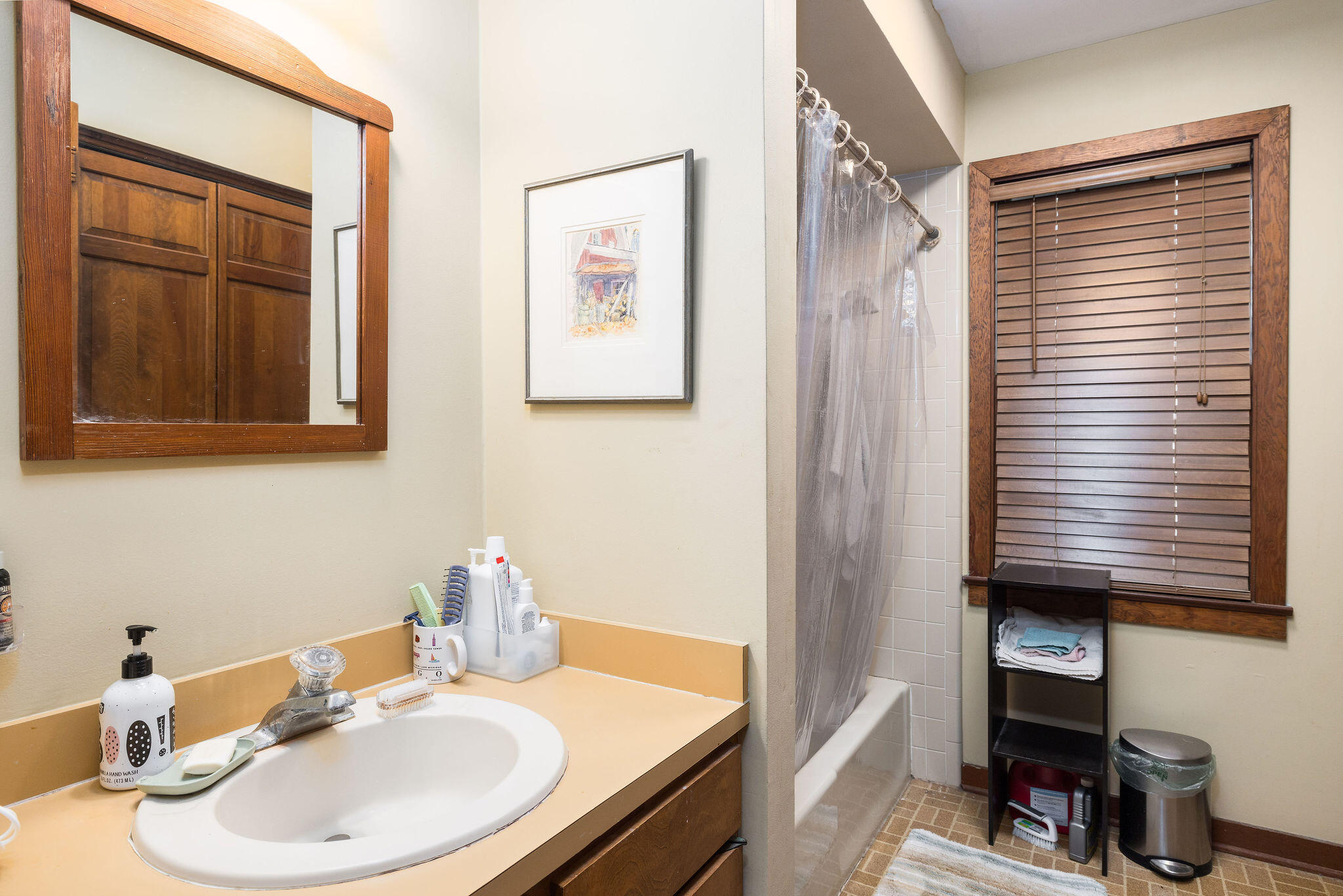 1480 Village Square