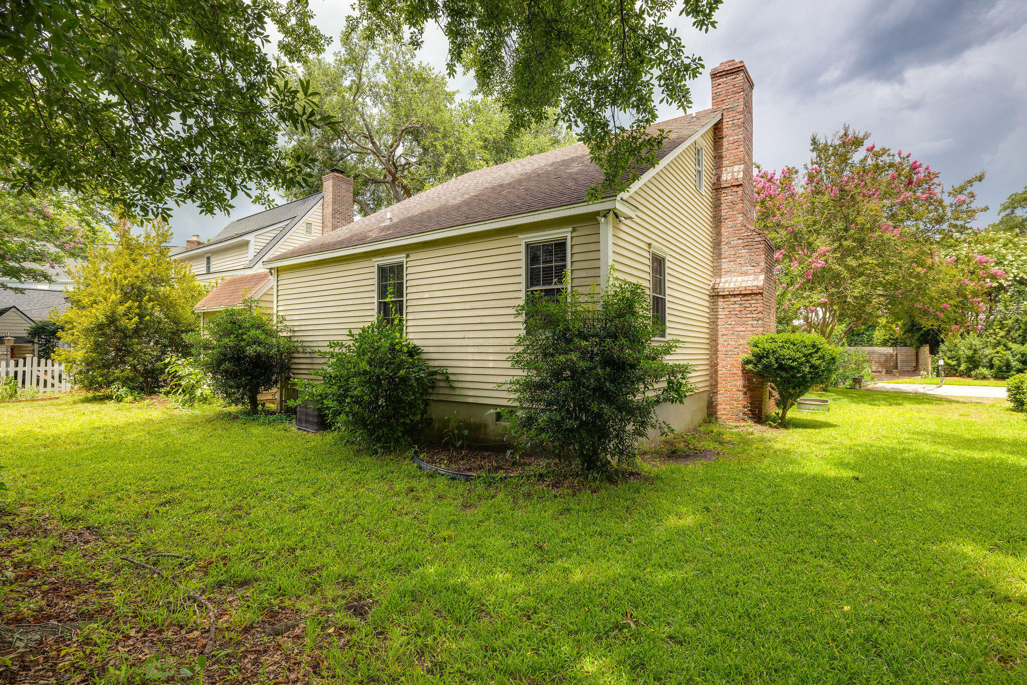 1480 Village Square
