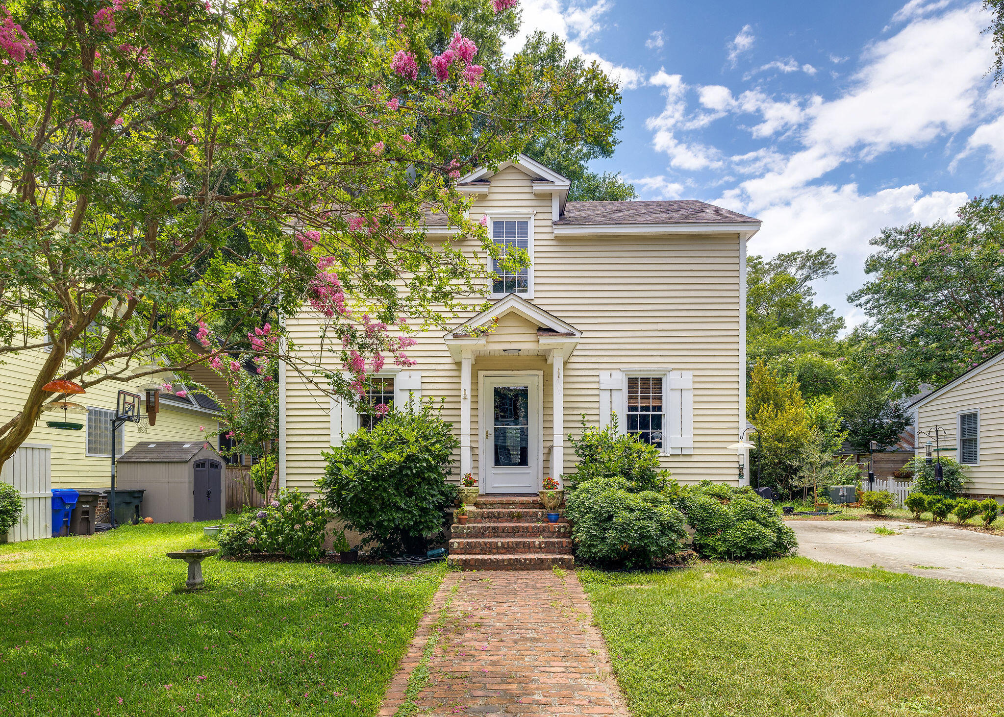 1480 Village Square