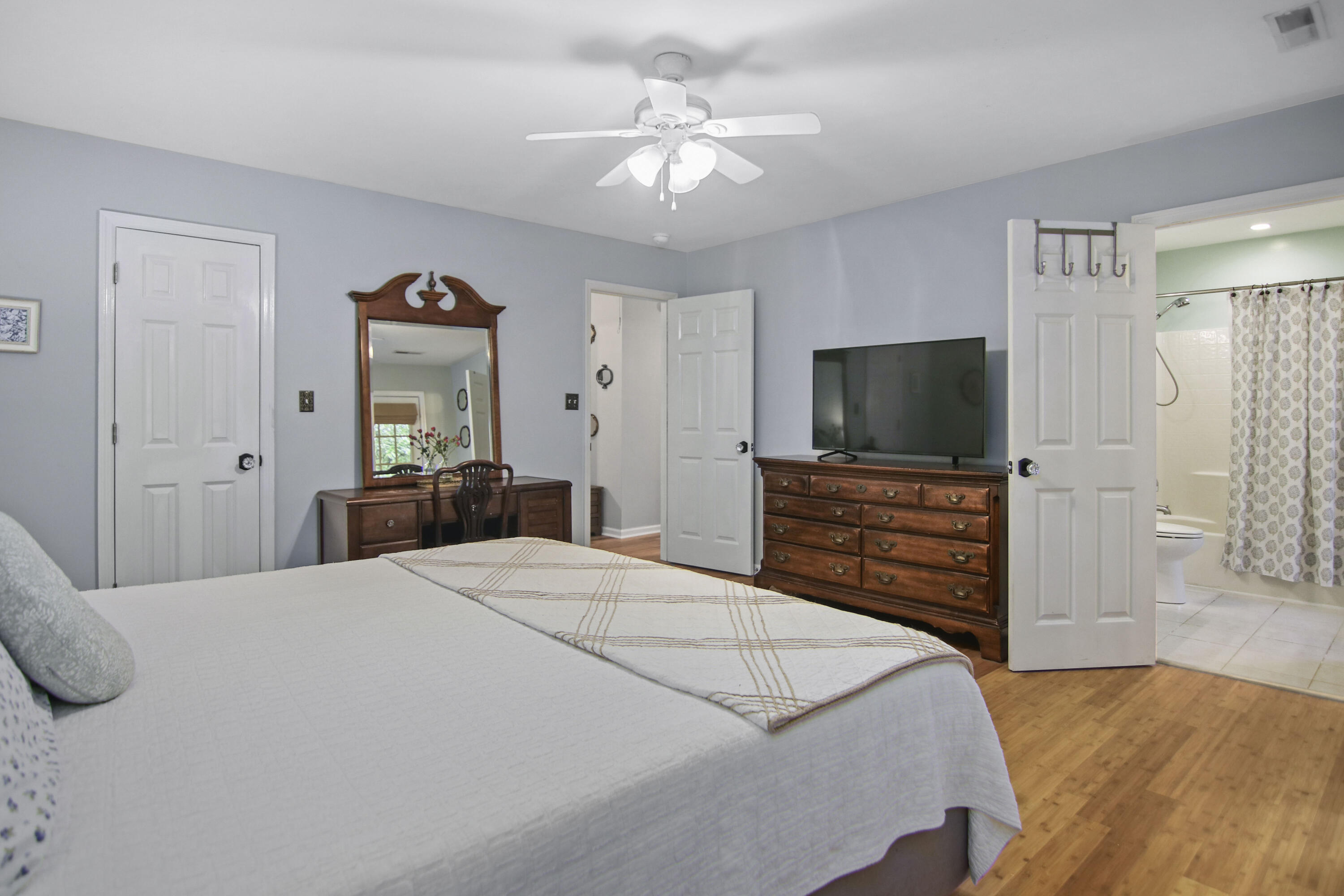 2987 Split Hickory Court