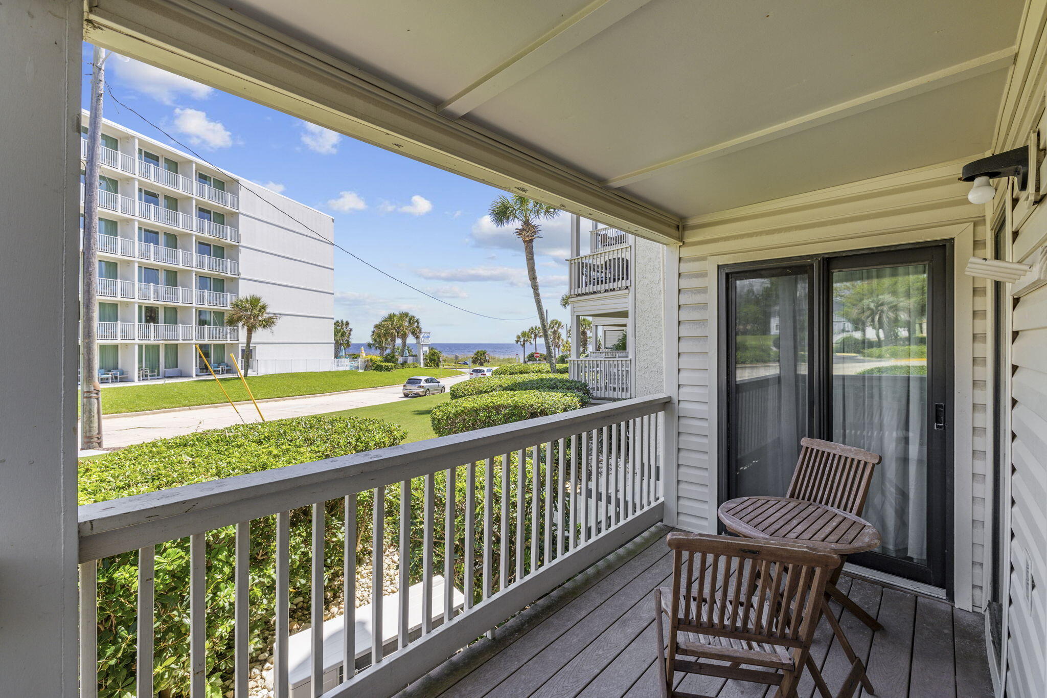 5601 N Ocean Boulevard # E103