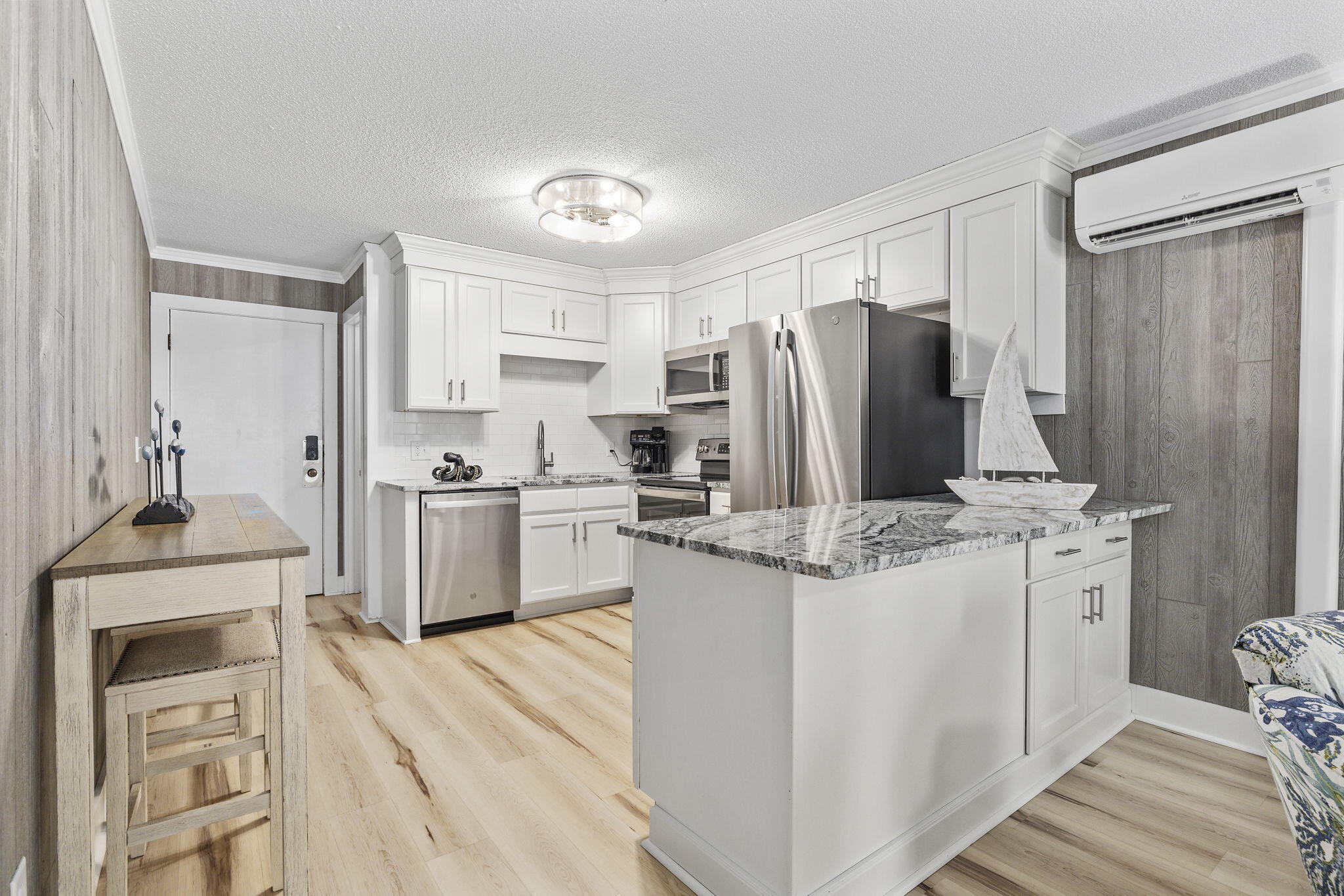 5601 N Ocean Boulevard # E103