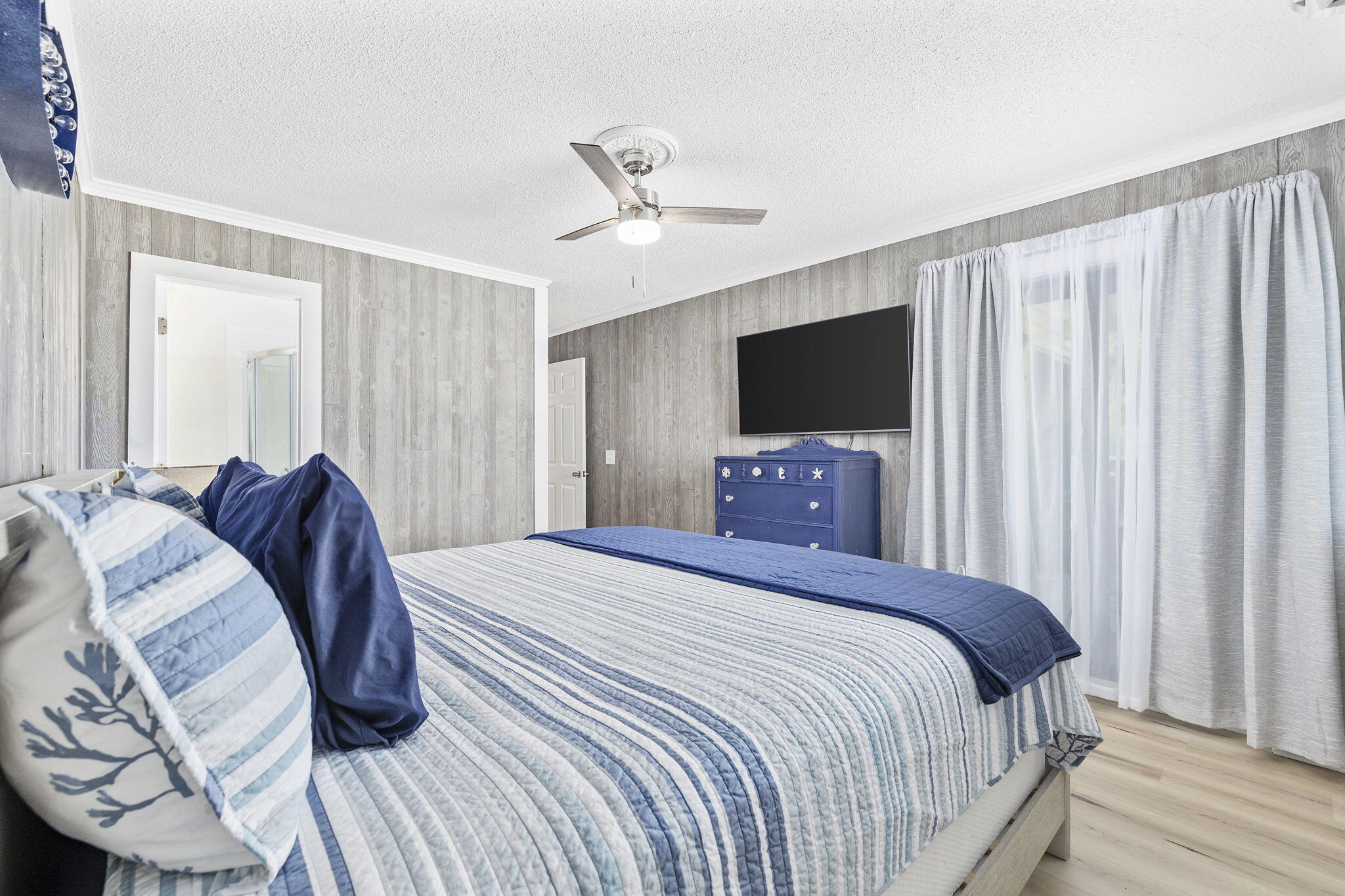 5601 N Ocean Boulevard # E103