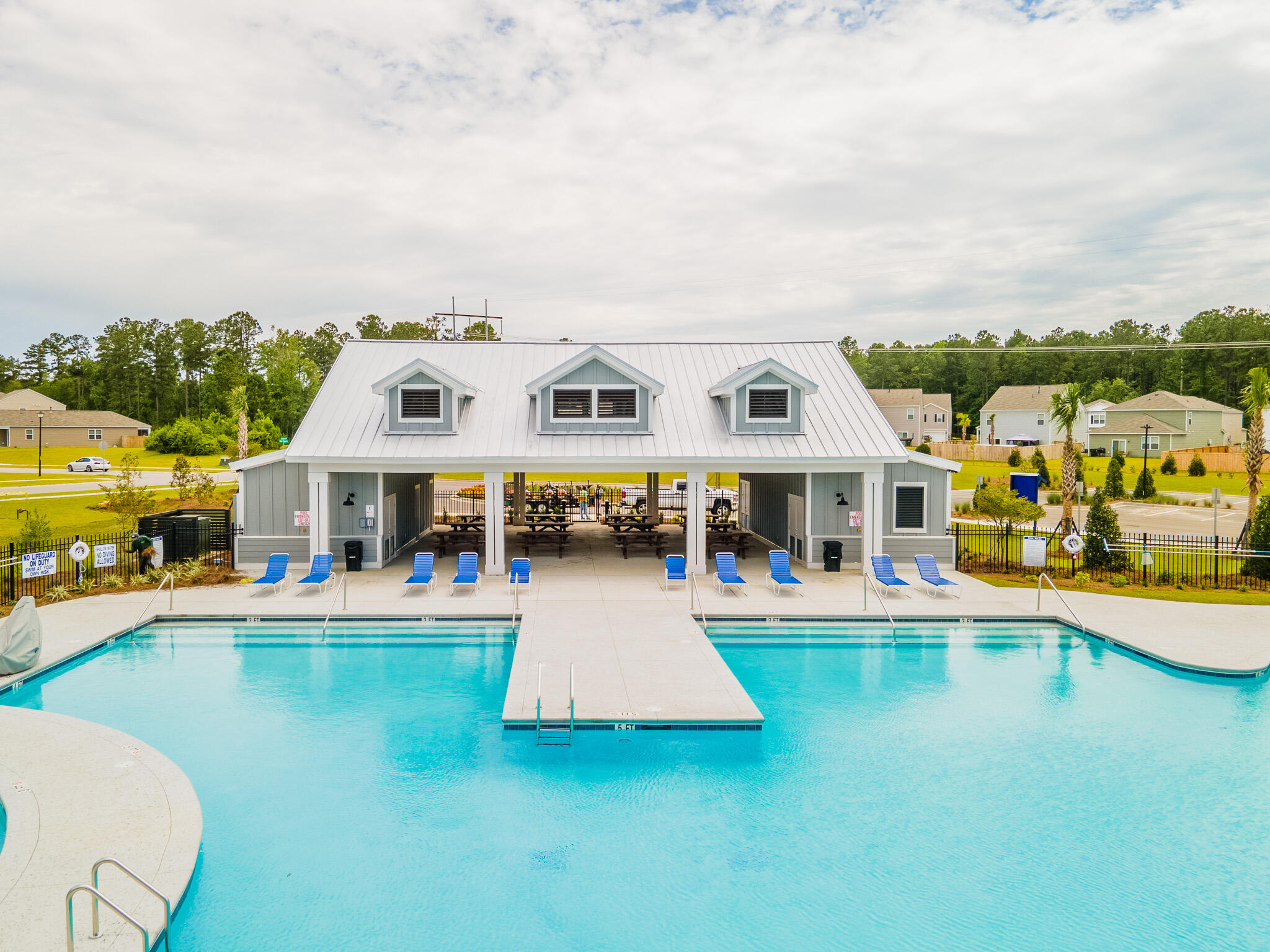 748 Long Bluff Road