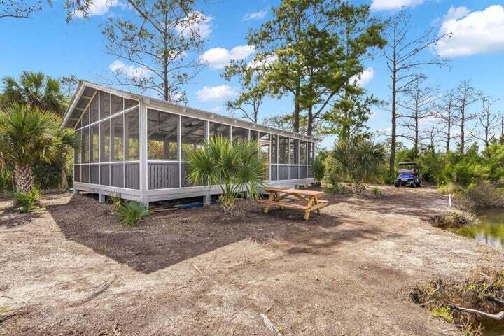 855 Forrest Drive