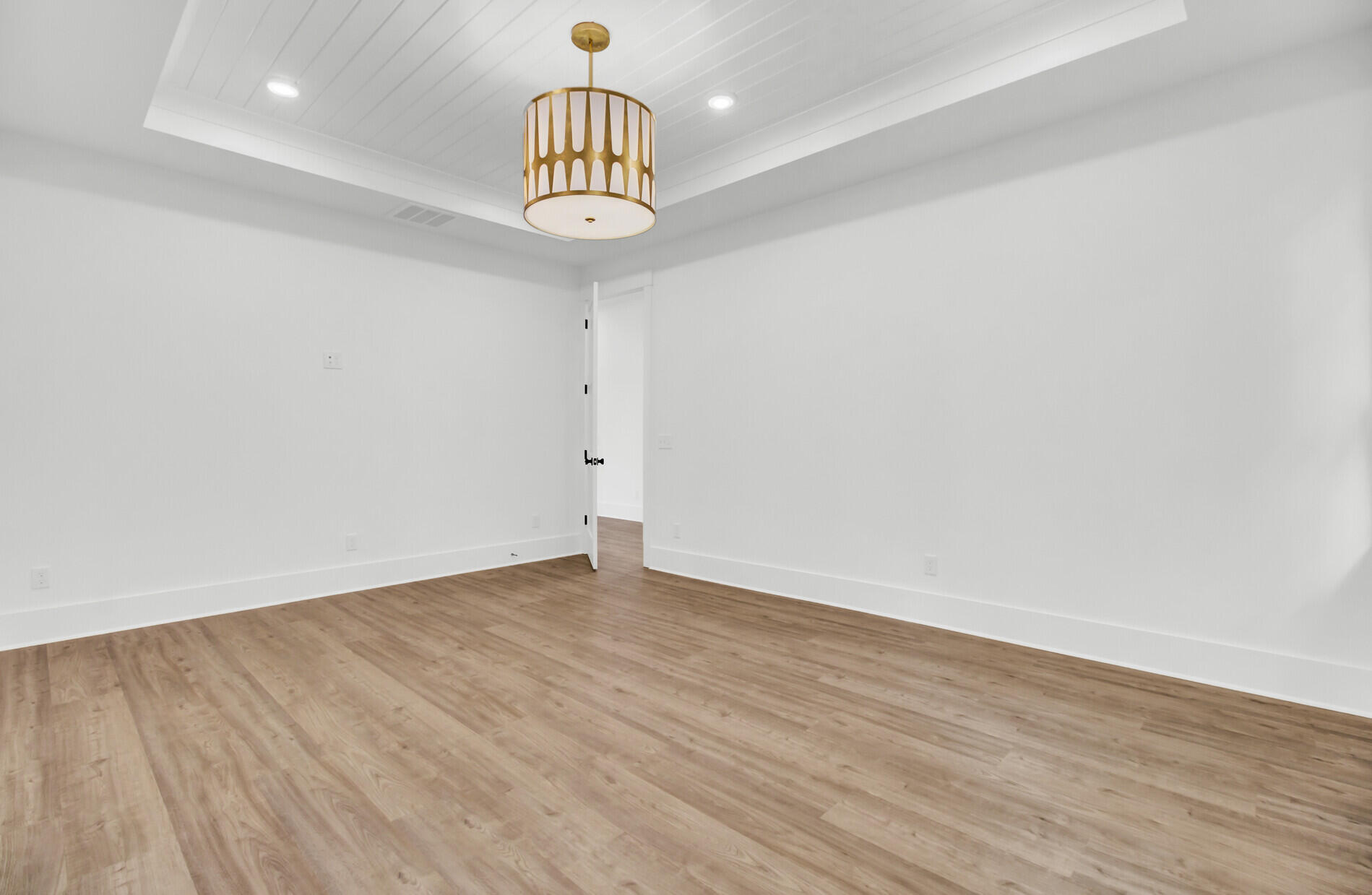 2201 Caisson Court