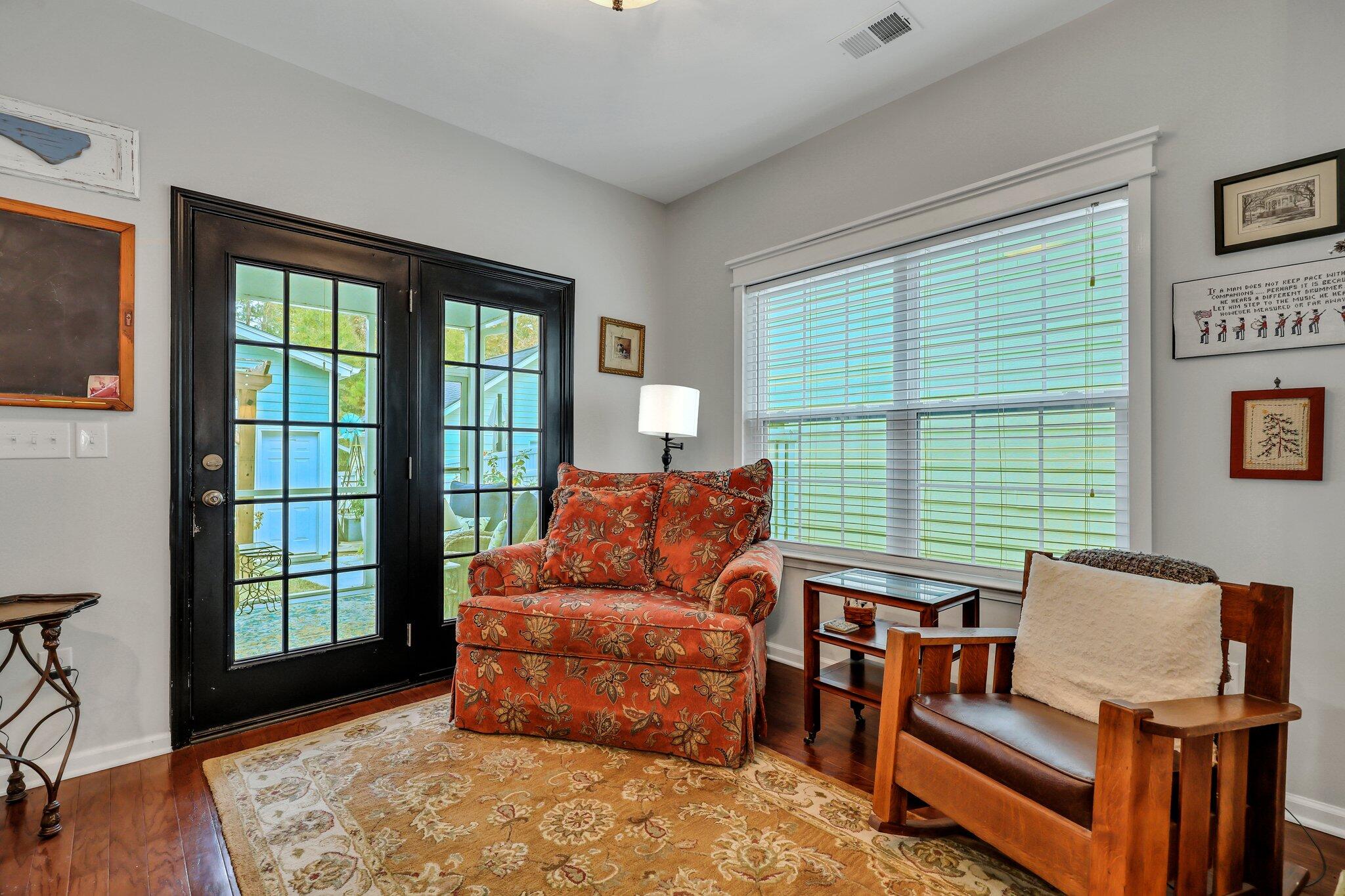 426 Forsythia Avenue