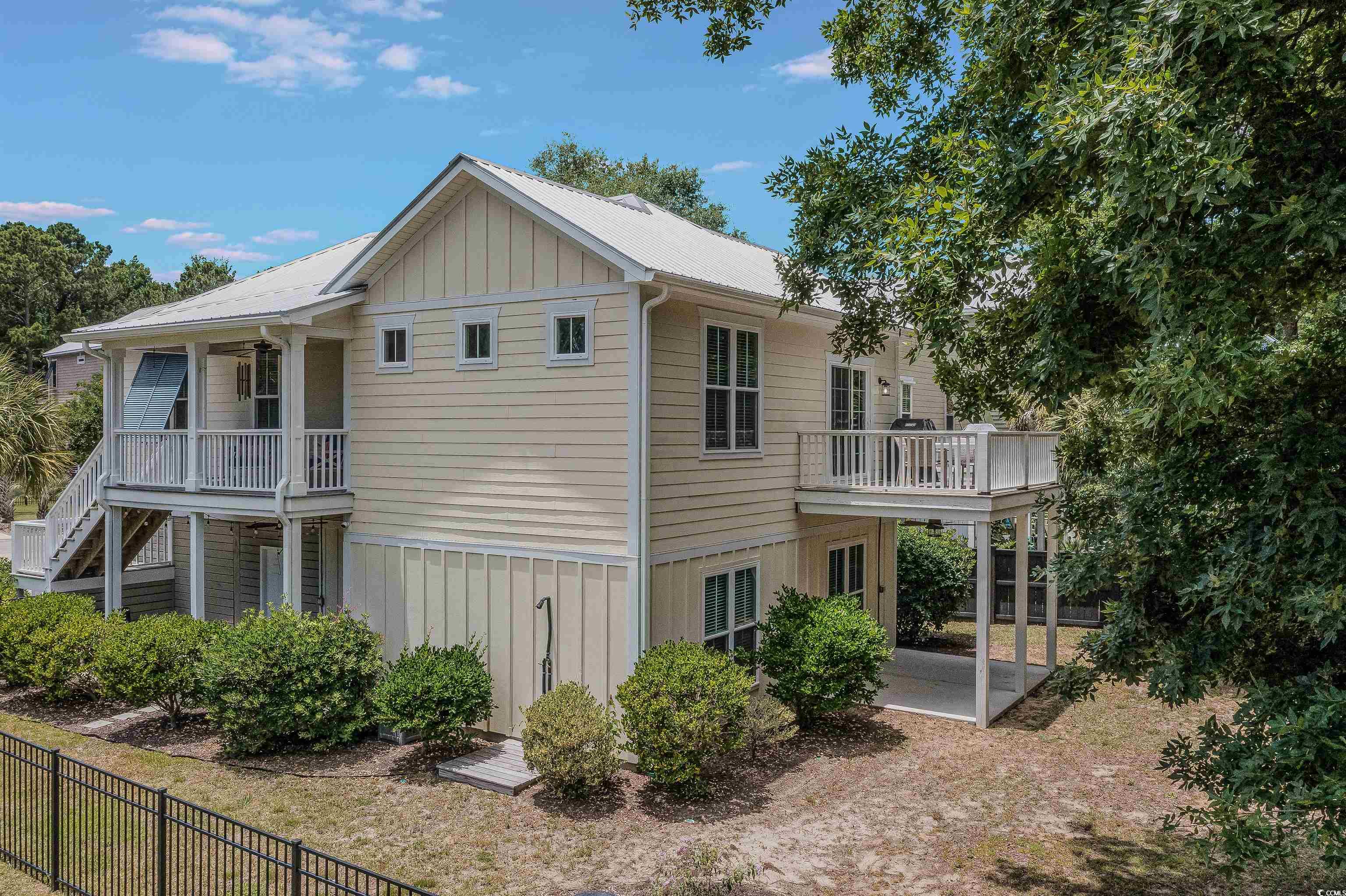 156 Harbourreef Dr.