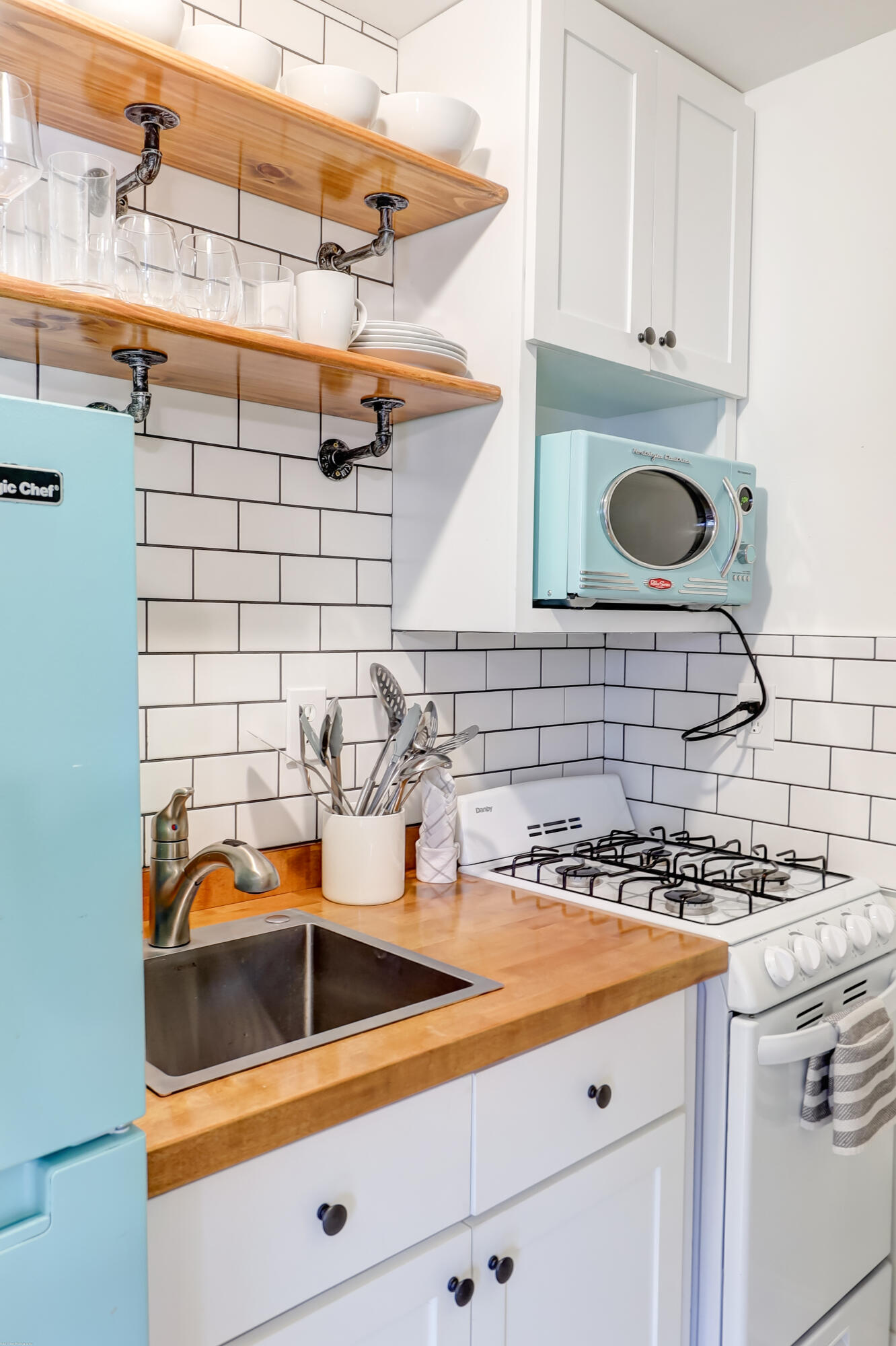 7 Kracke Street # B Unit: 7 1/2 B