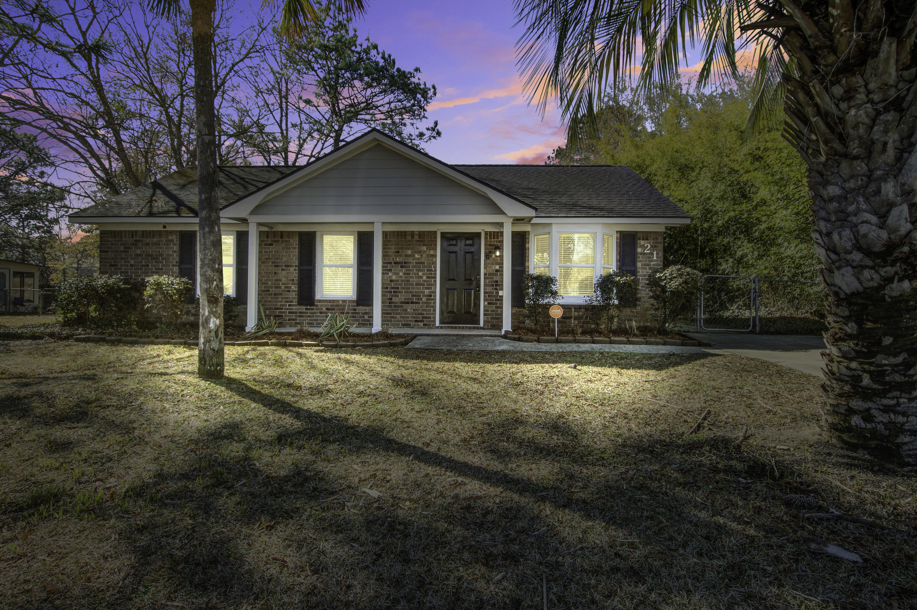 21 Clearwater Drive