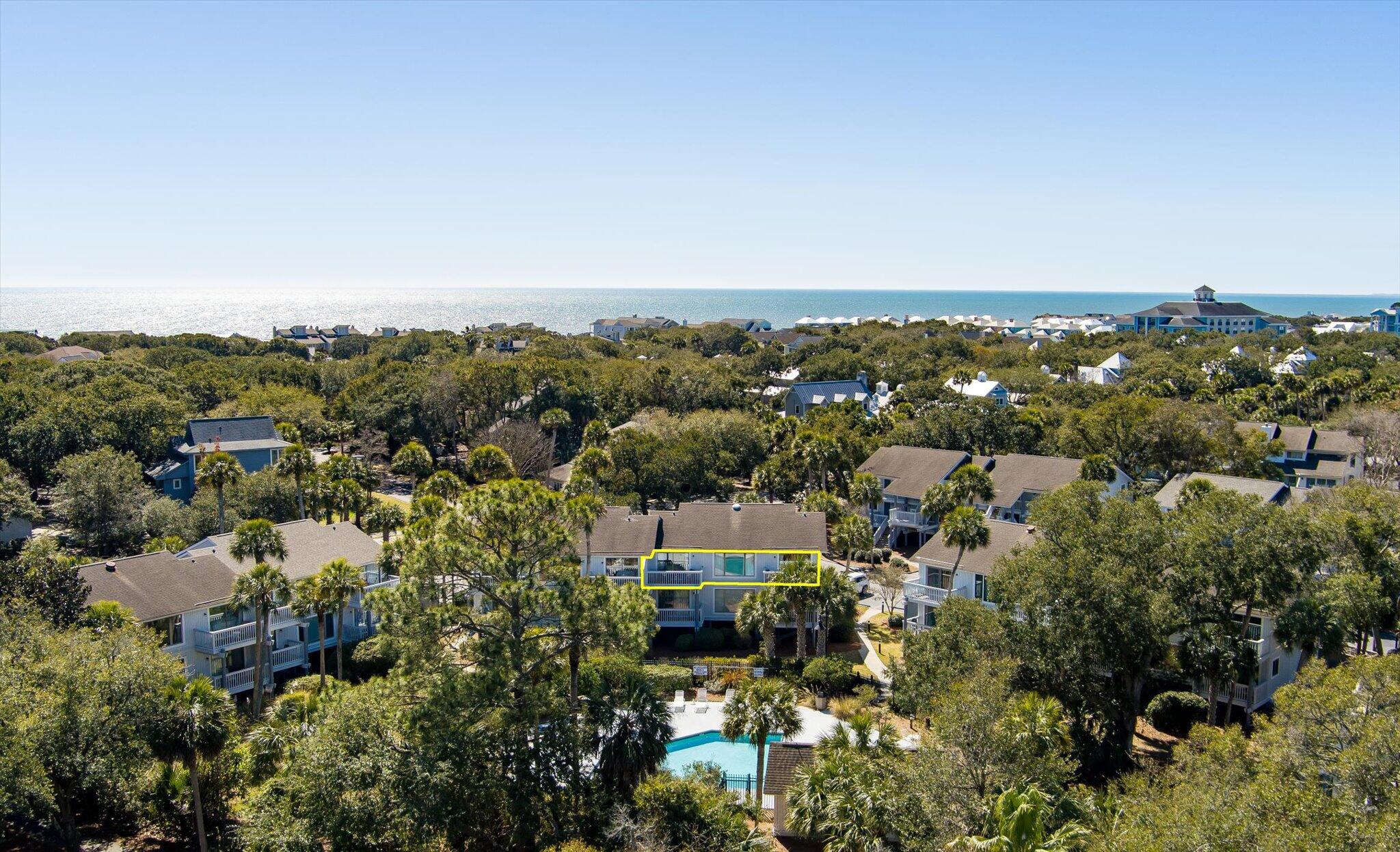 8 Lagoon Villas