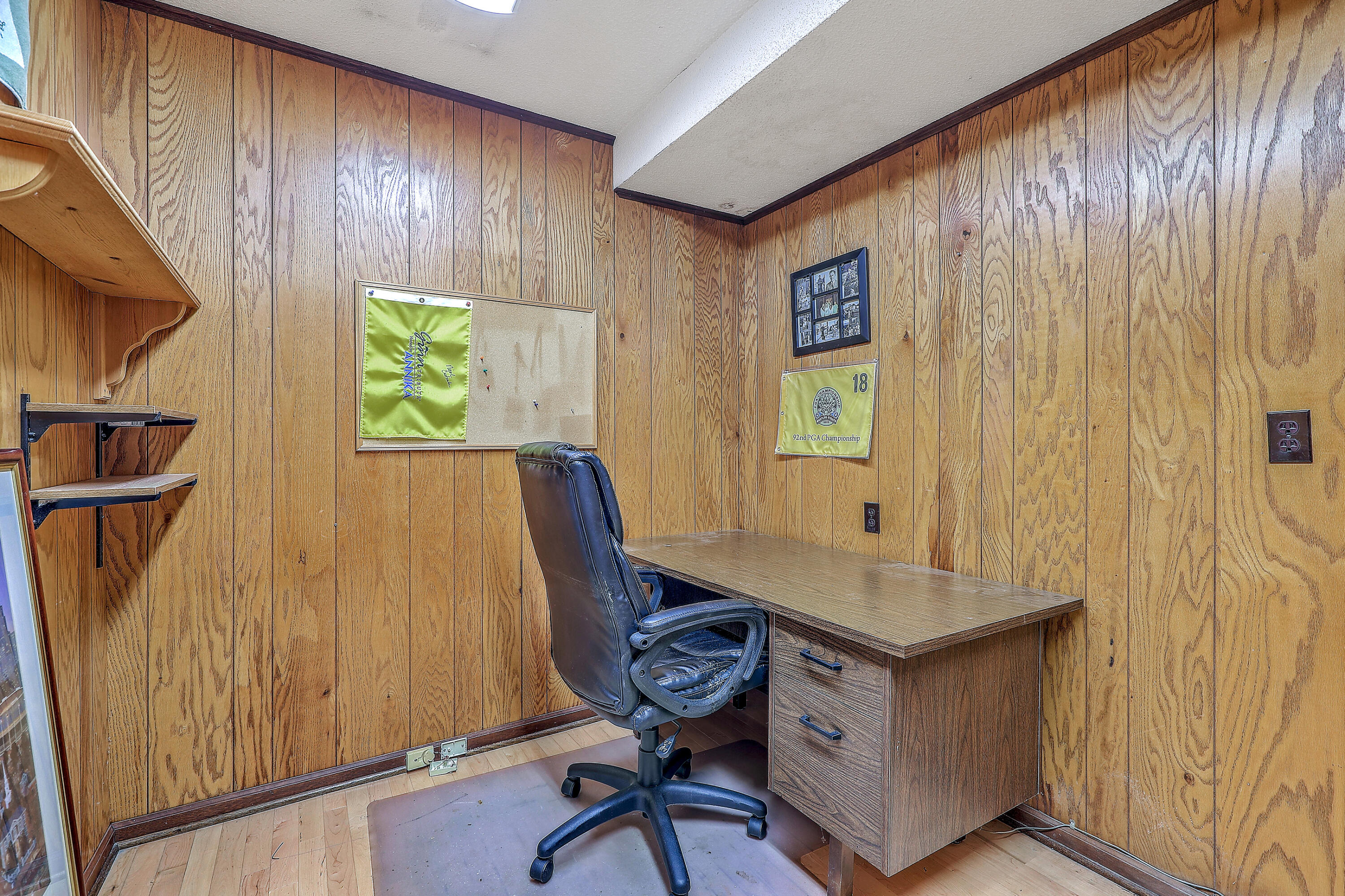 2042 Dogwood Road