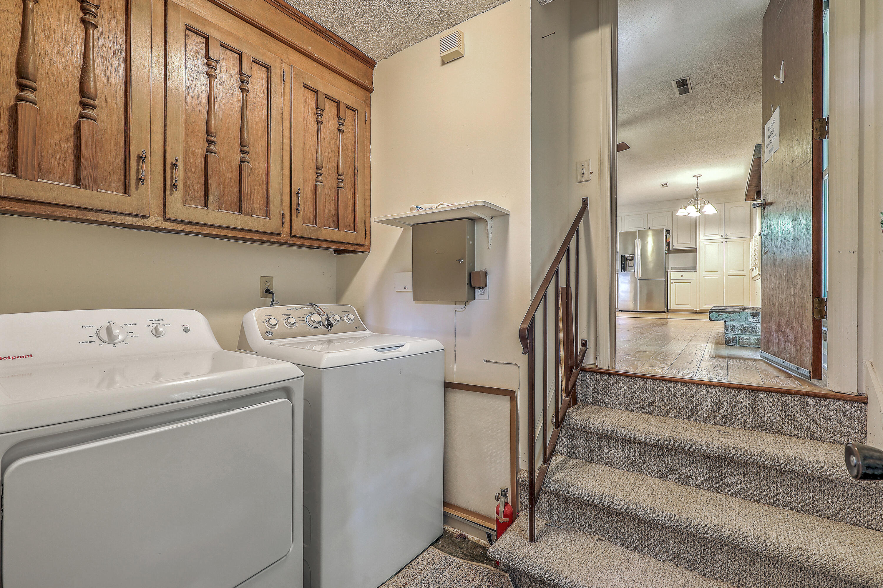 2042 Dogwood Road