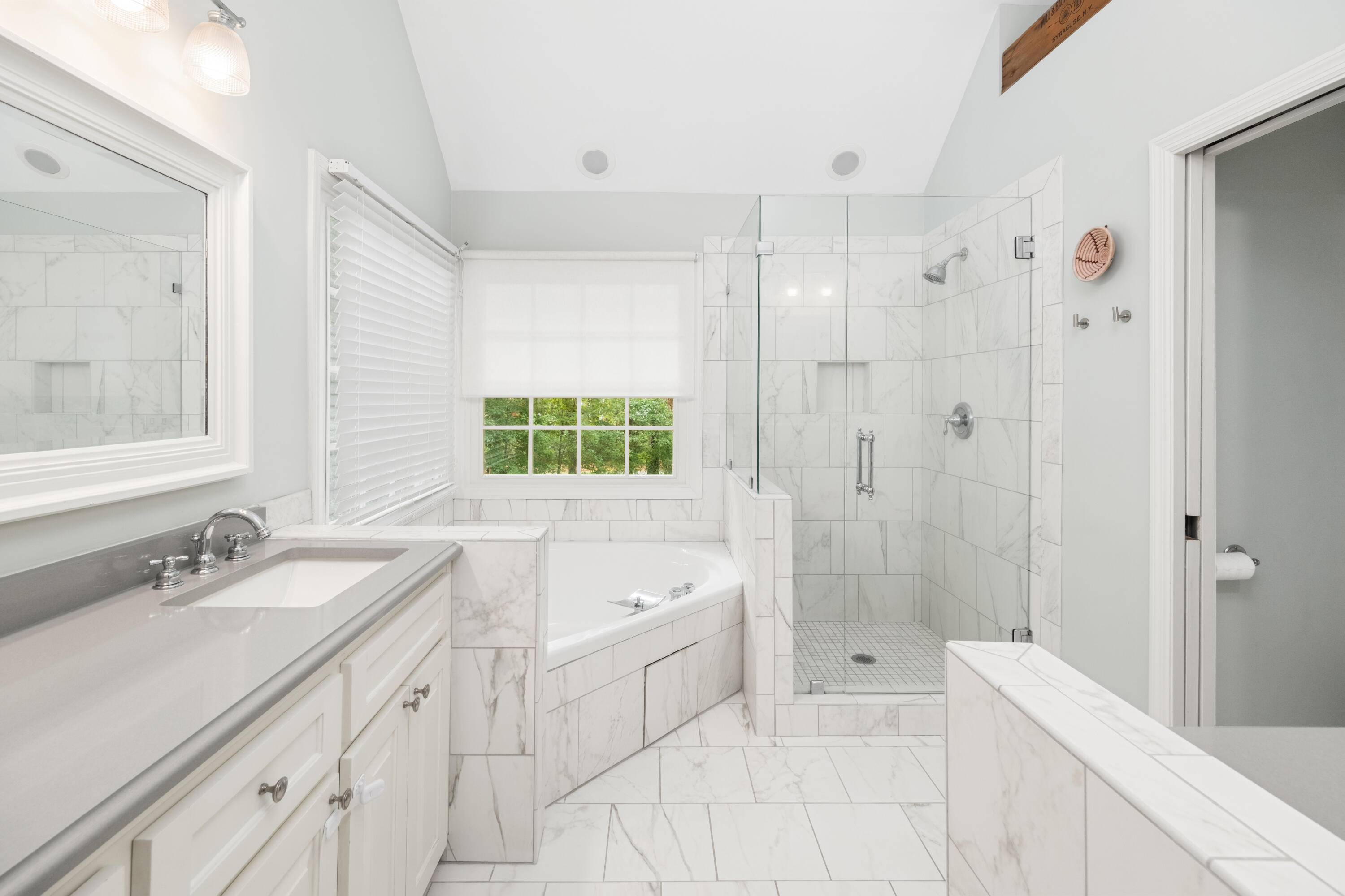 2067 Middleburg Lane