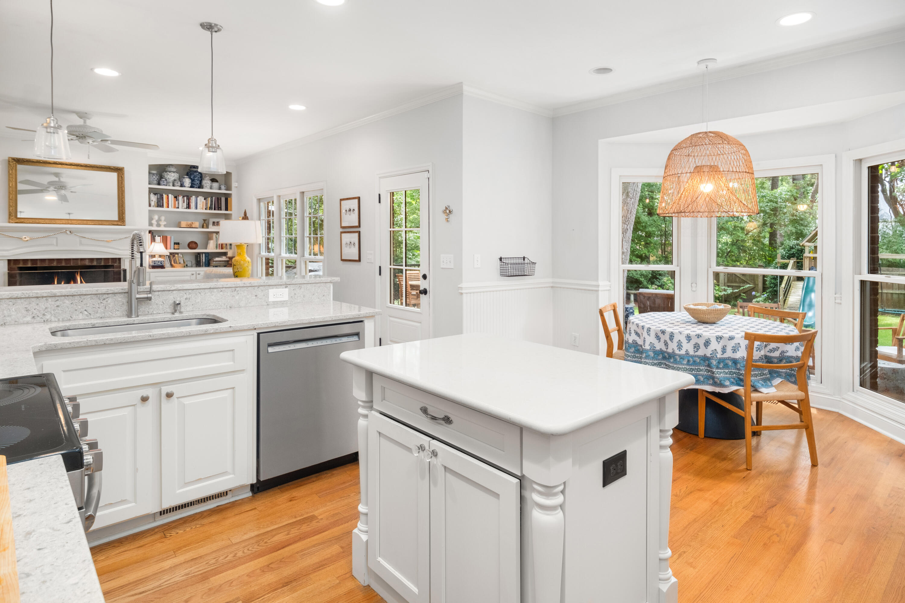 2067 Middleburg Lane