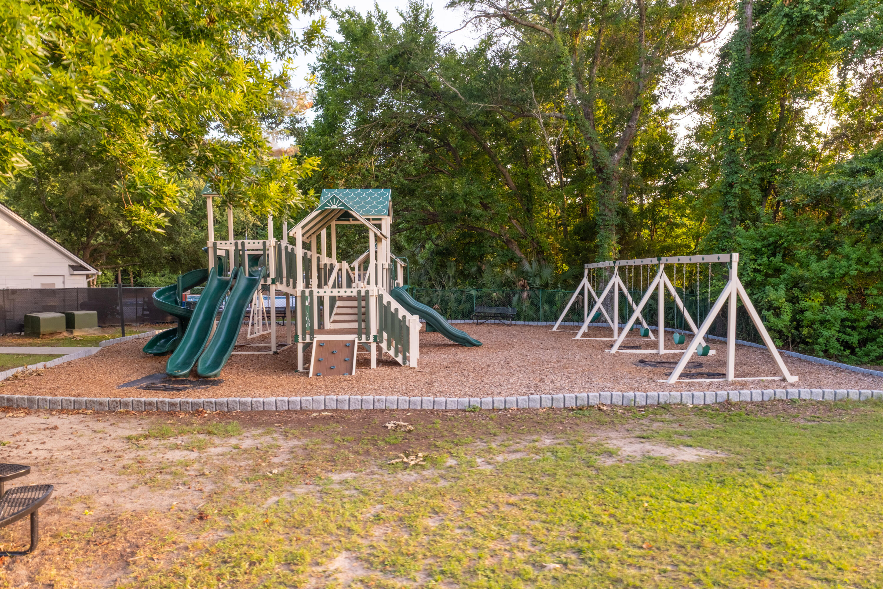 2067 Middleburg Lane