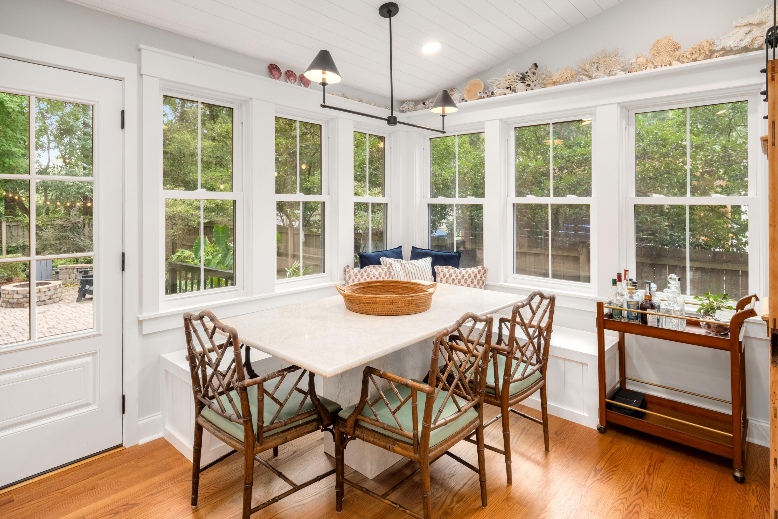 2067 Middleburg Lane