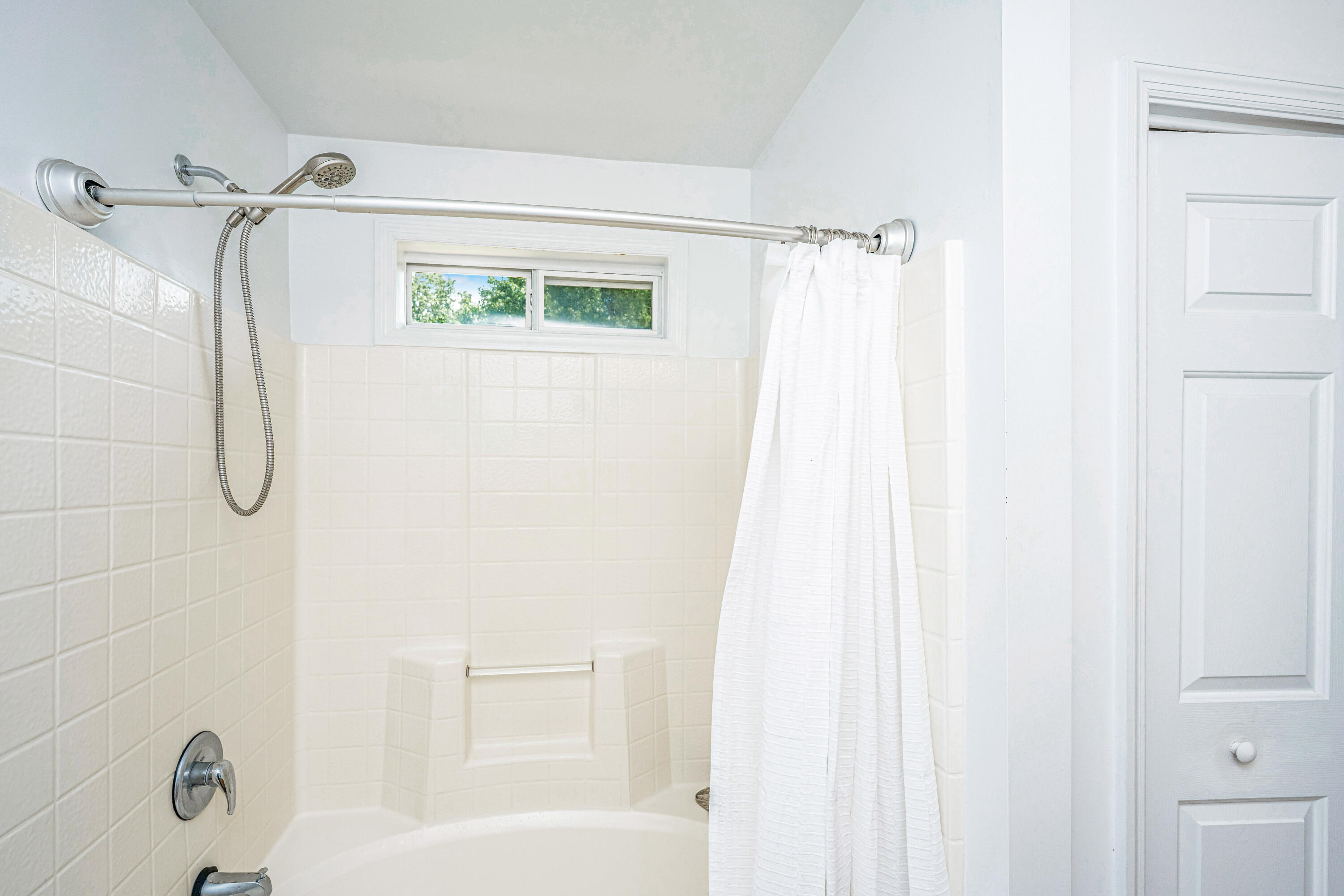 126 Hanahan Plantation Circle