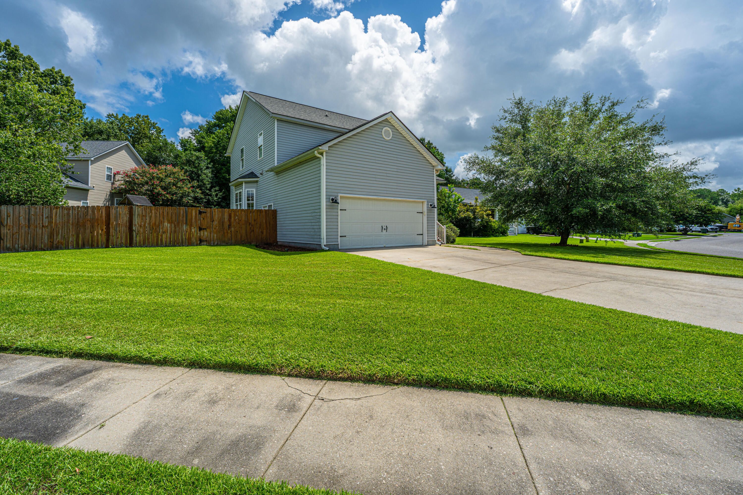 126 Hanahan Plantation Circle